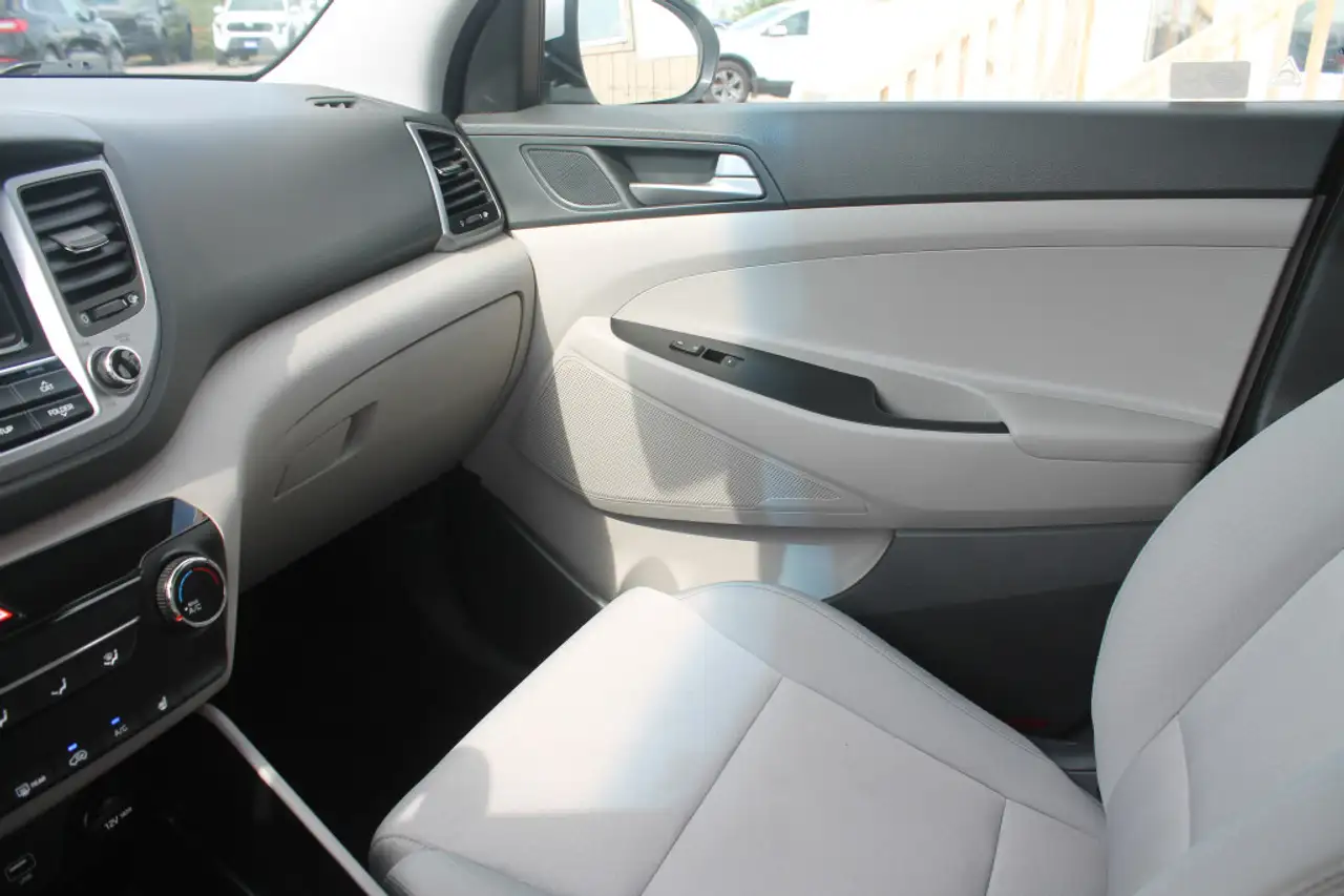 Hyundai TUCSON снимка Hyundai TUCSON