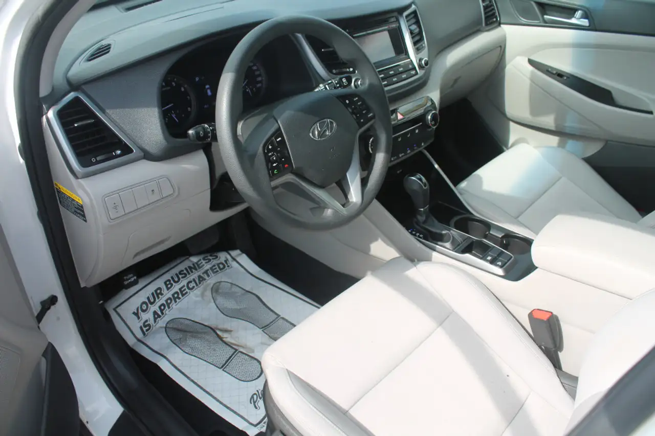 Hyundai TUCSON снимка Hyundai TUCSON