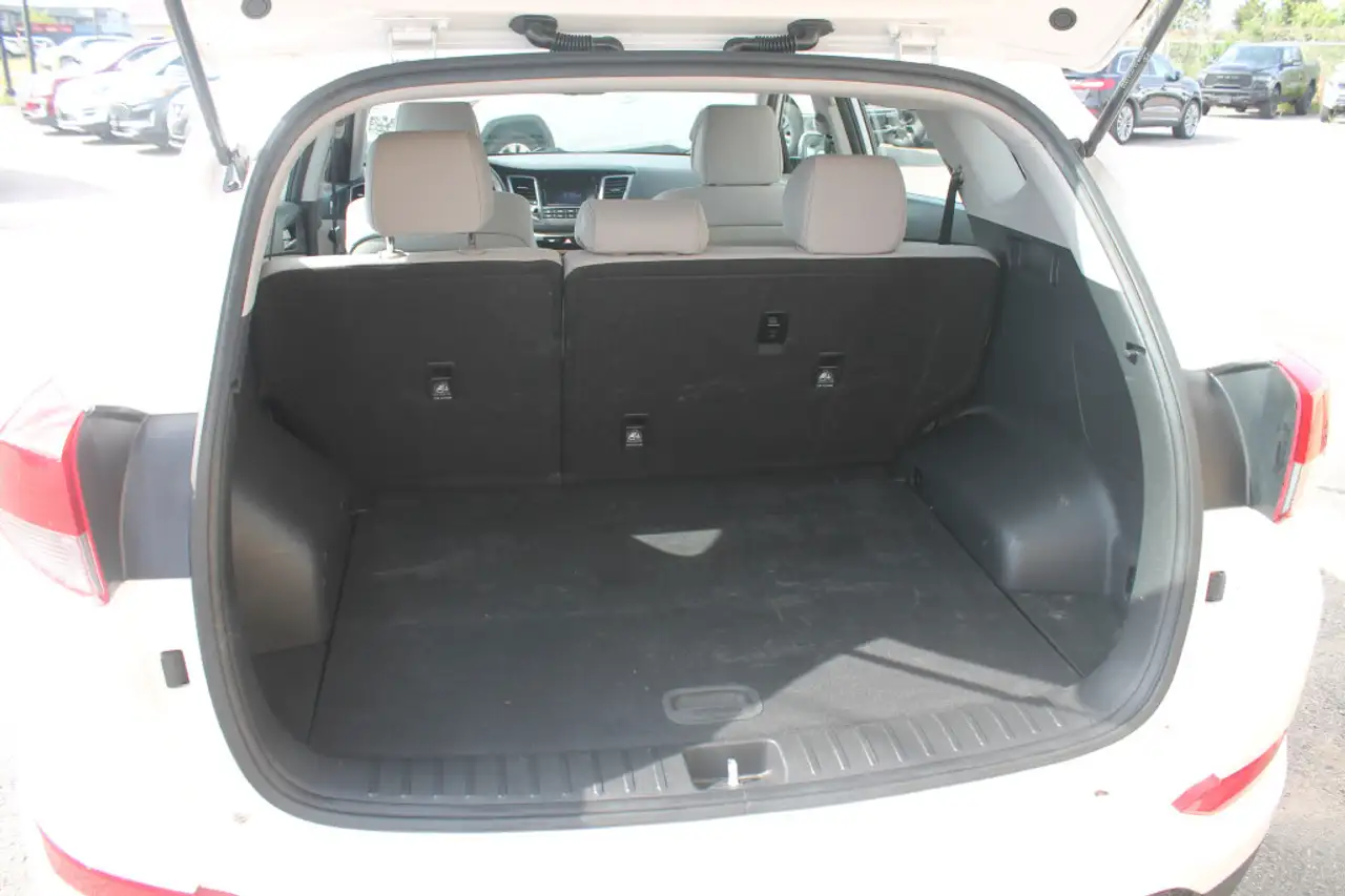 Hyundai TUCSON снимка Hyundai TUCSON