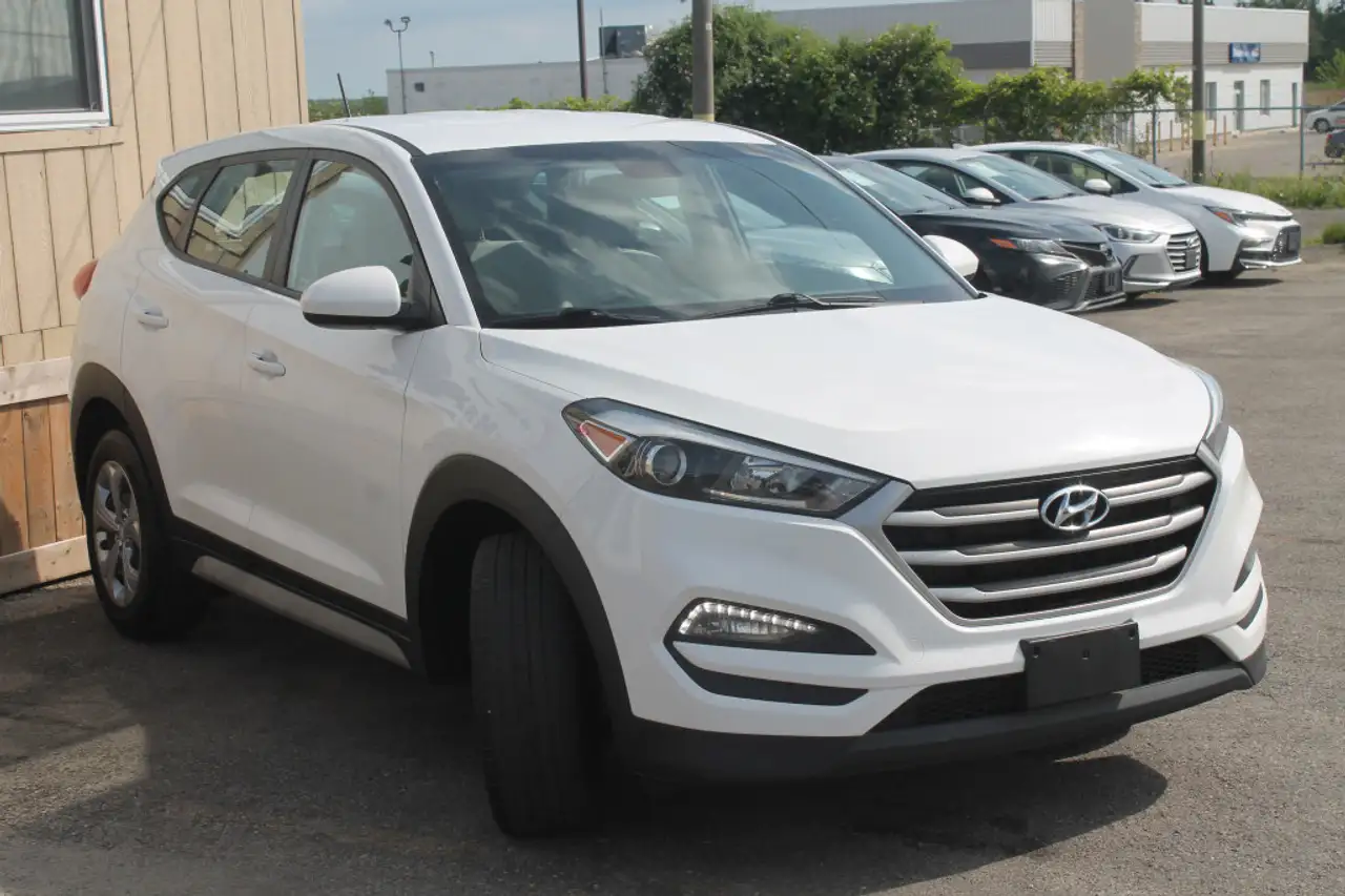Hyundai TUCSON снимка Hyundai TUCSON