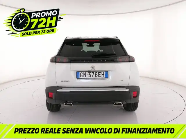 Peugeot 2008 view 4