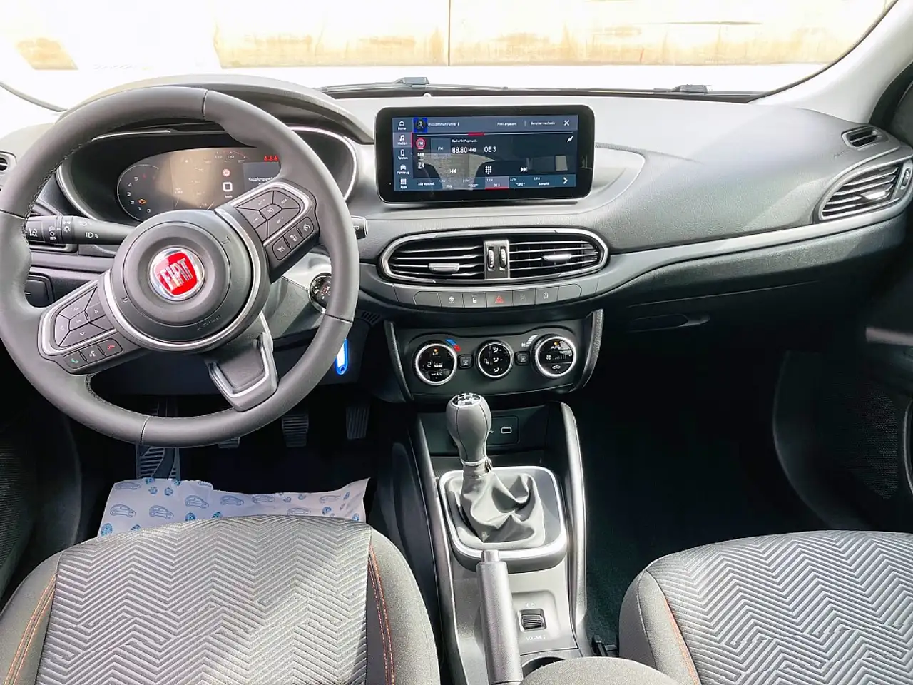 Fiat Tipo Cross FireFly Turbo 100 Garmin, миниатюра 7