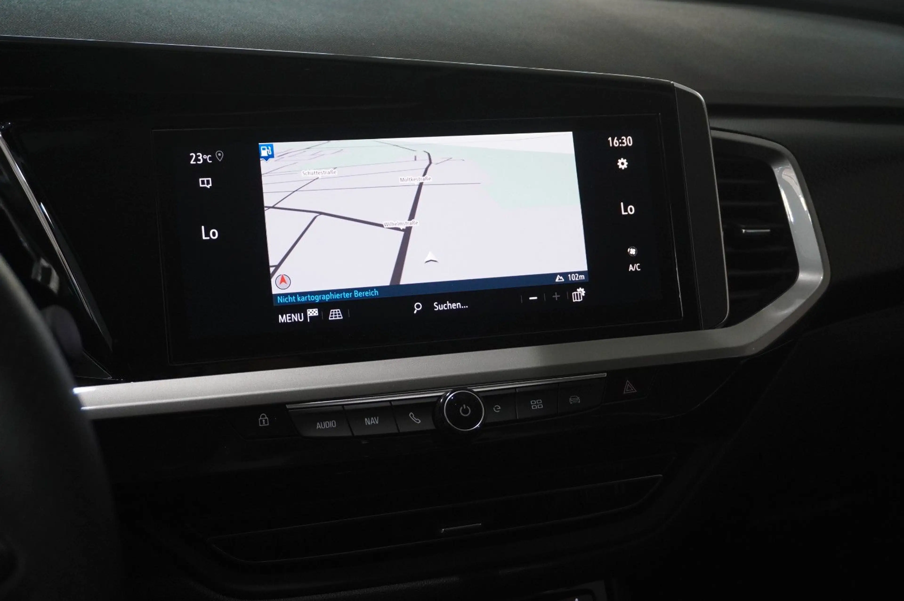 Opel Grandland X 1.6T GSe HYBRID 4X4 NAVI/LED/SPORT — photo 31