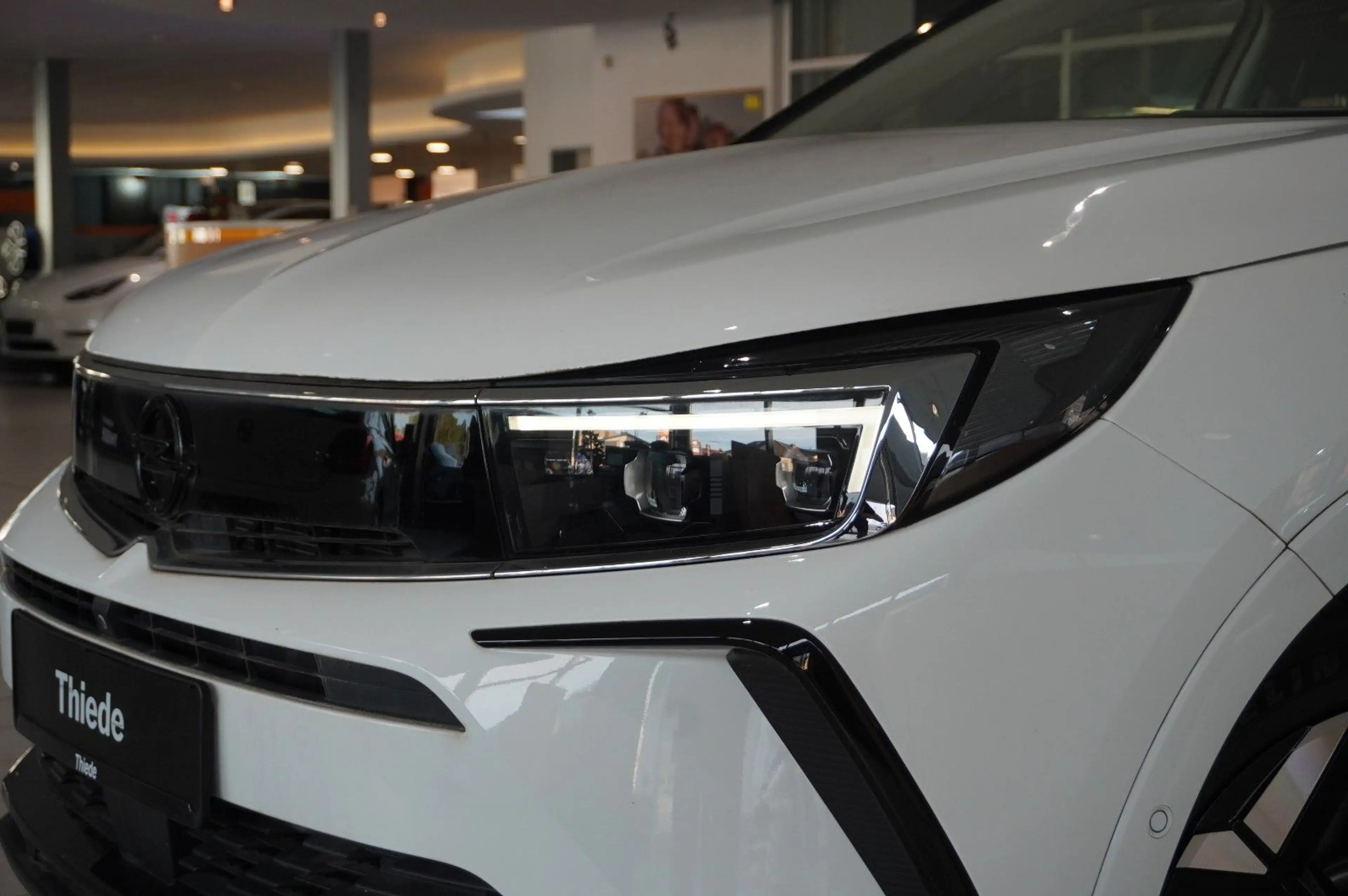 Opel Grandland X 1.6T GSe HYBRID 4X4 NAVI/LED/SPORT — photo 5
