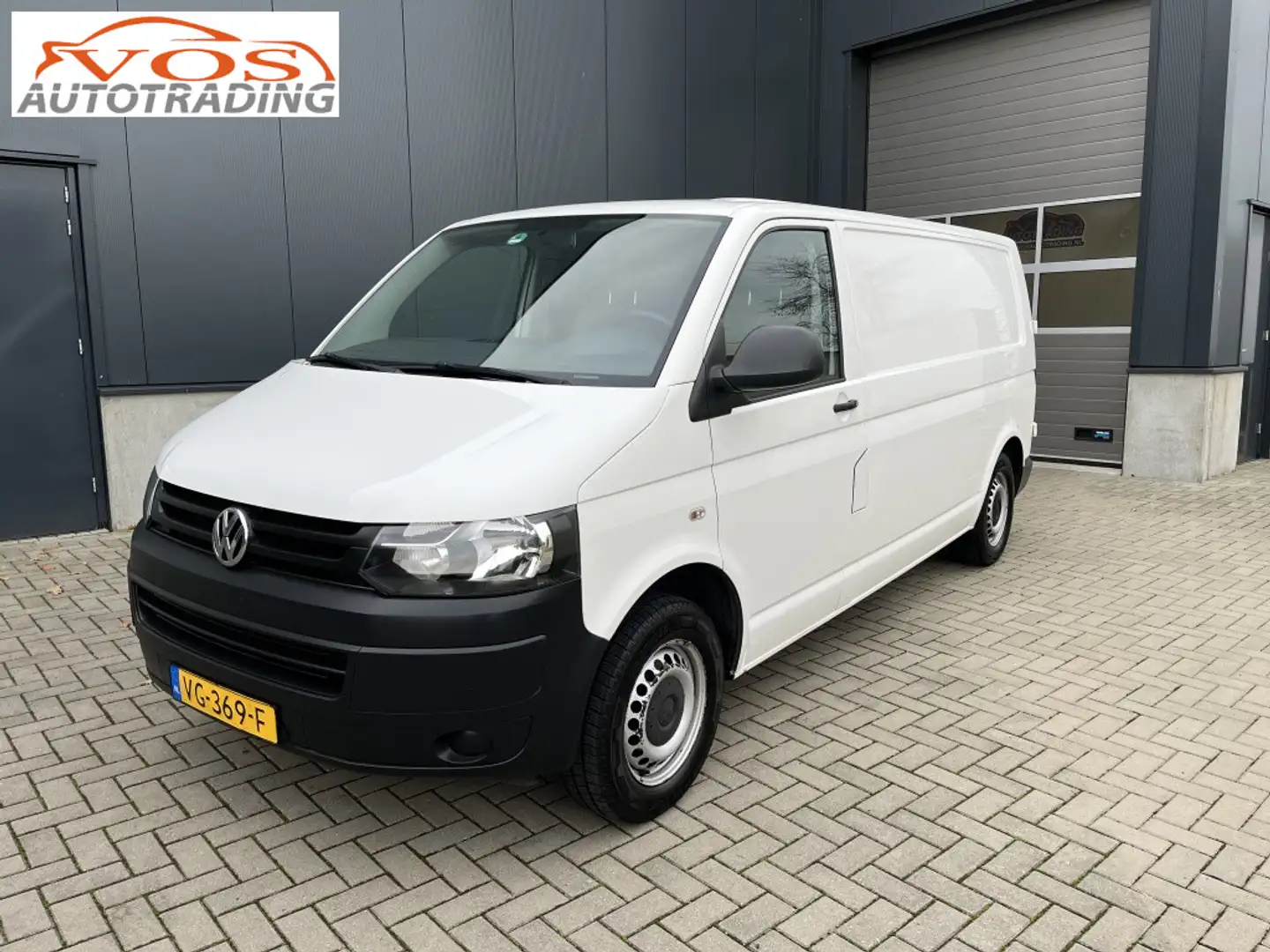 Volkswagen Transporter 2.0 TDI L2H1 Basel. Weiß - 1