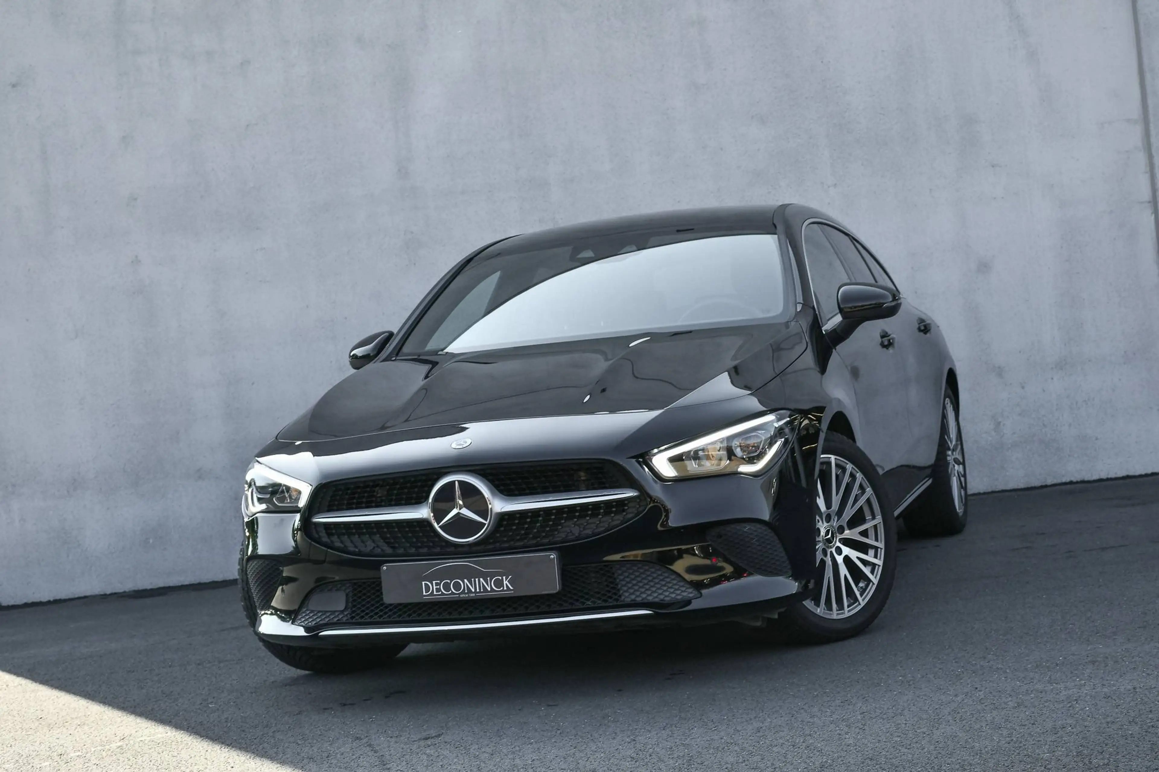 Mercedes-Benz CLA 180 CLA 180 *CAMERA*CARPLAY*AMBIENT*LED*LEDER*WIDESCREEN*NAVI*