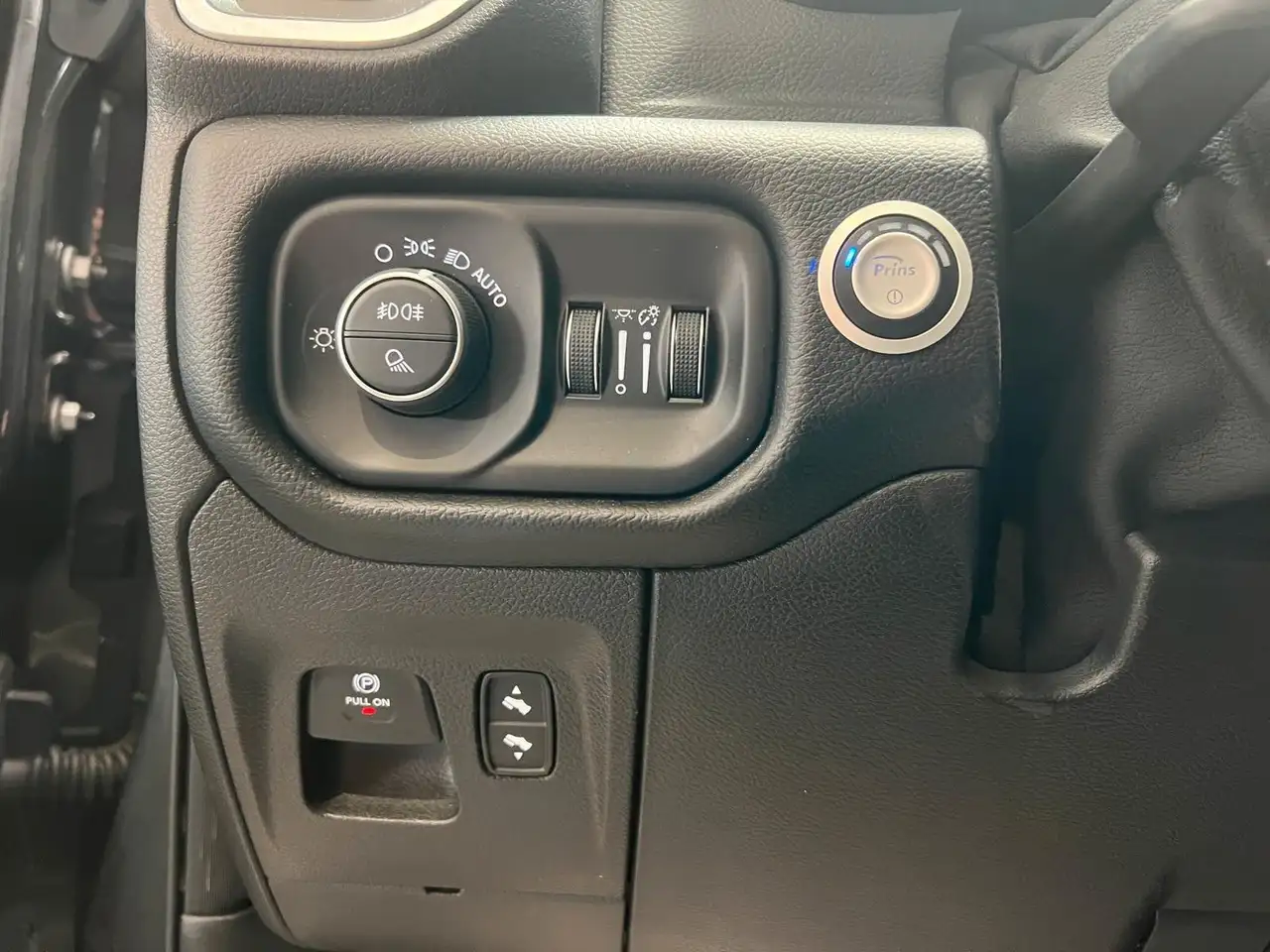 Dodge RAM 2021 — фото 13