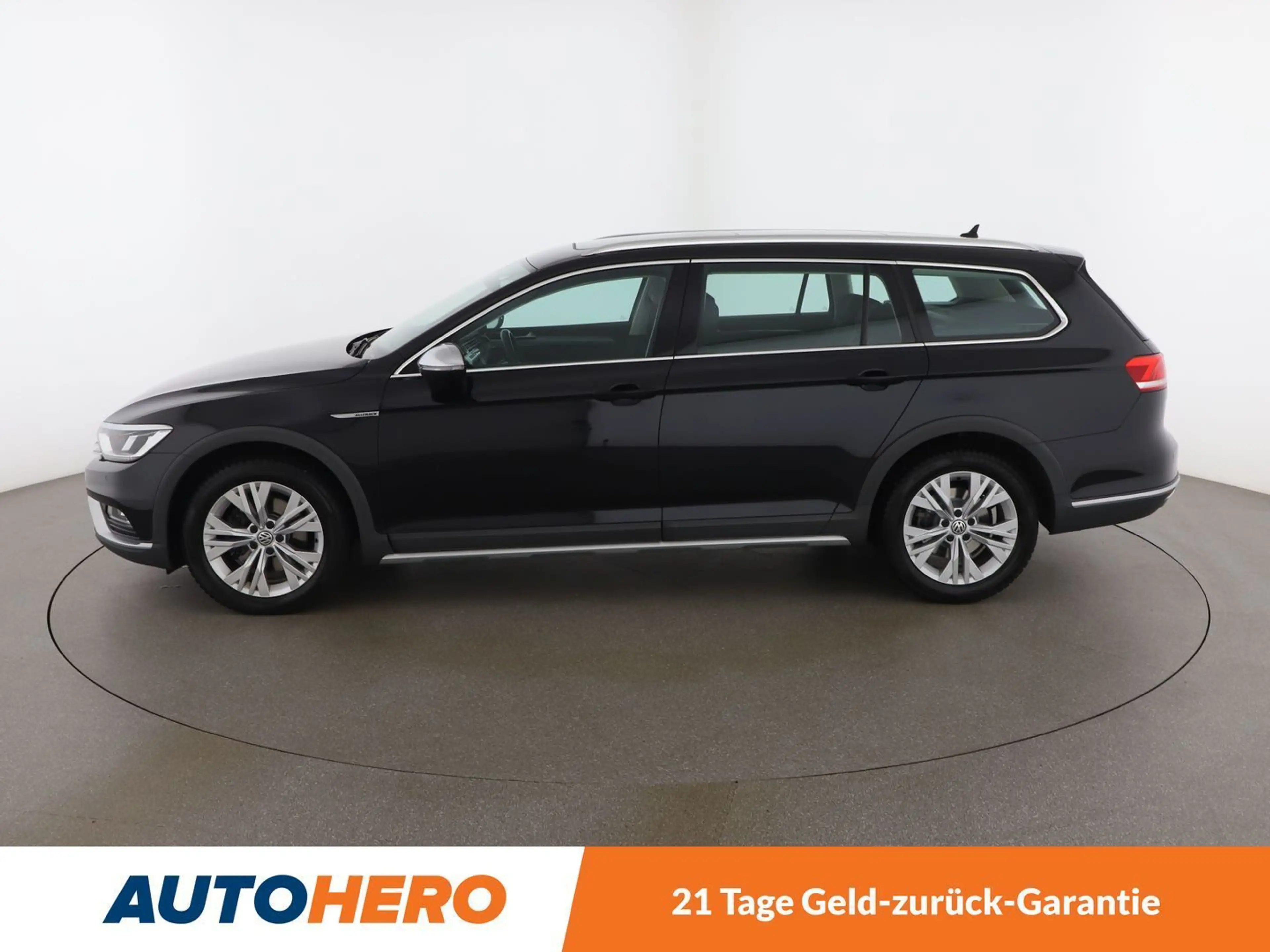 Volkswagen Passat Alltrack 2.0 TDI 4Motion Aut. *NAVI*CAM*ACC*PANO*MASSAGE* — photo 3