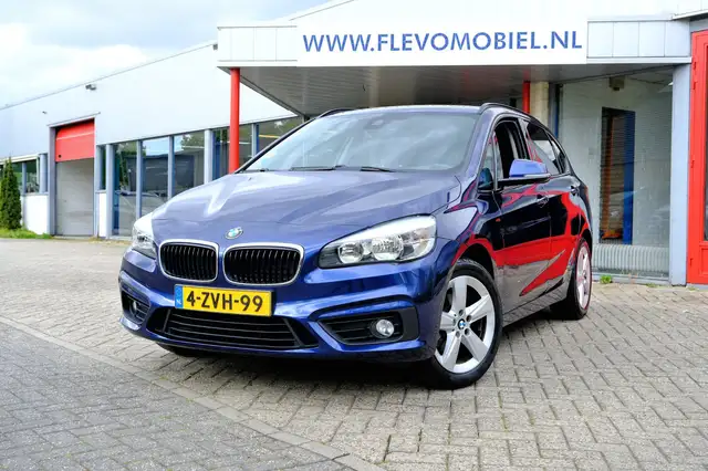 BMW 218 2-serie Active Tourer 218d 150pk Essential Aut. Na