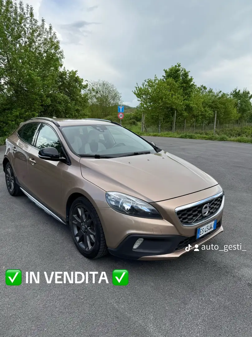 Volvo V40 Cross Country 2.0 d3 Summum geartronic - 1