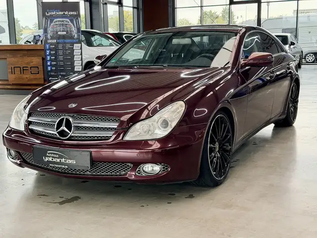 Mercedes-Benz CLS 320 350 CDI Schiebedach Memory Bi-Xenon DVD-Player