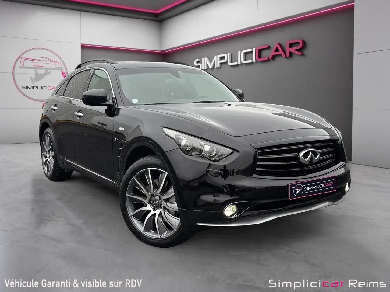 Infiniti QX70