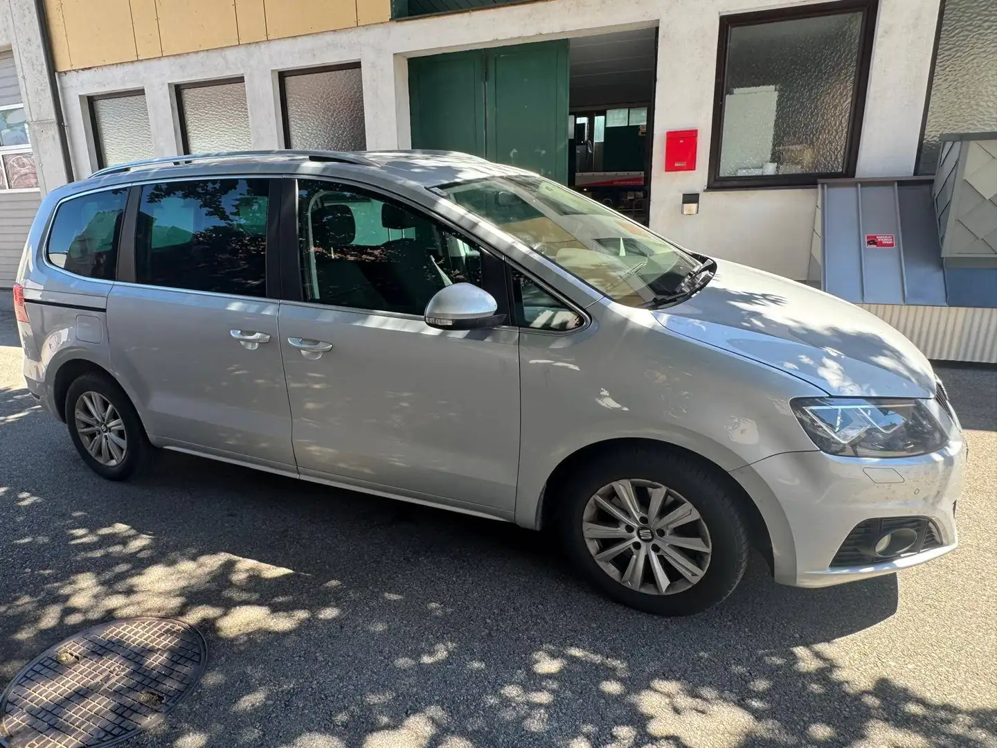 SEAT Alhambra Executive TDI CR 4Drive Silber - 1