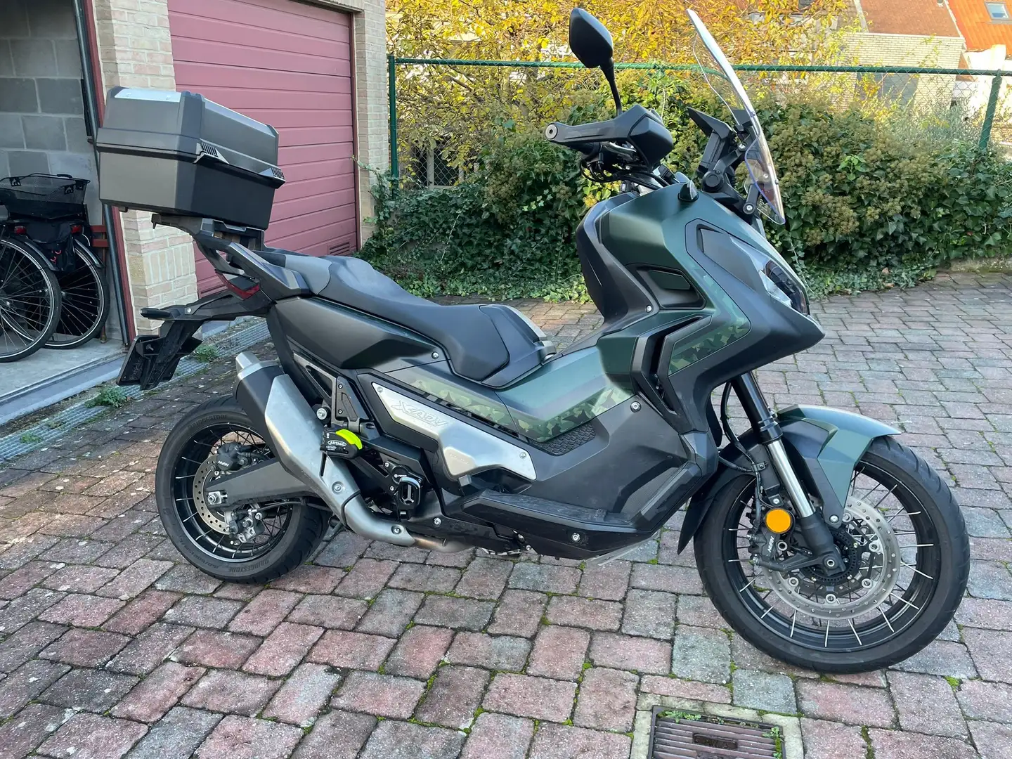 Honda X-ADV DCT Camouflage Vert - 1