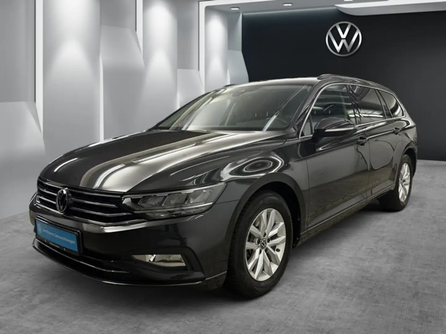 Volkswagen Passat Variant 1.5TSI DSG Business AHK NAVI LED Grau - 2
