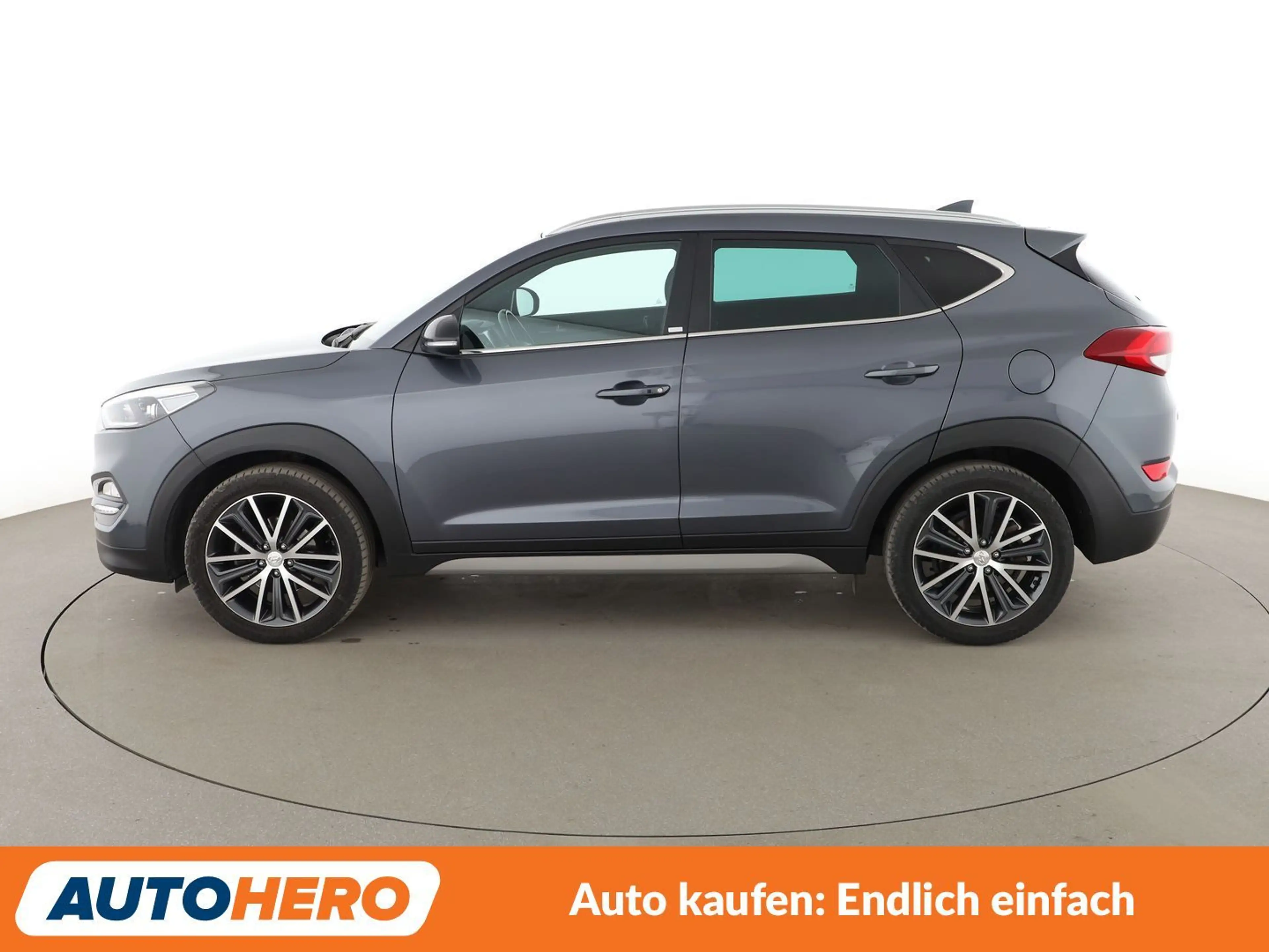Hyundai TUCSON 1.6 TGDI Passion + 2WD Aut*NAVI*TEMPO*CAM*PDC*AHK* — photo 3