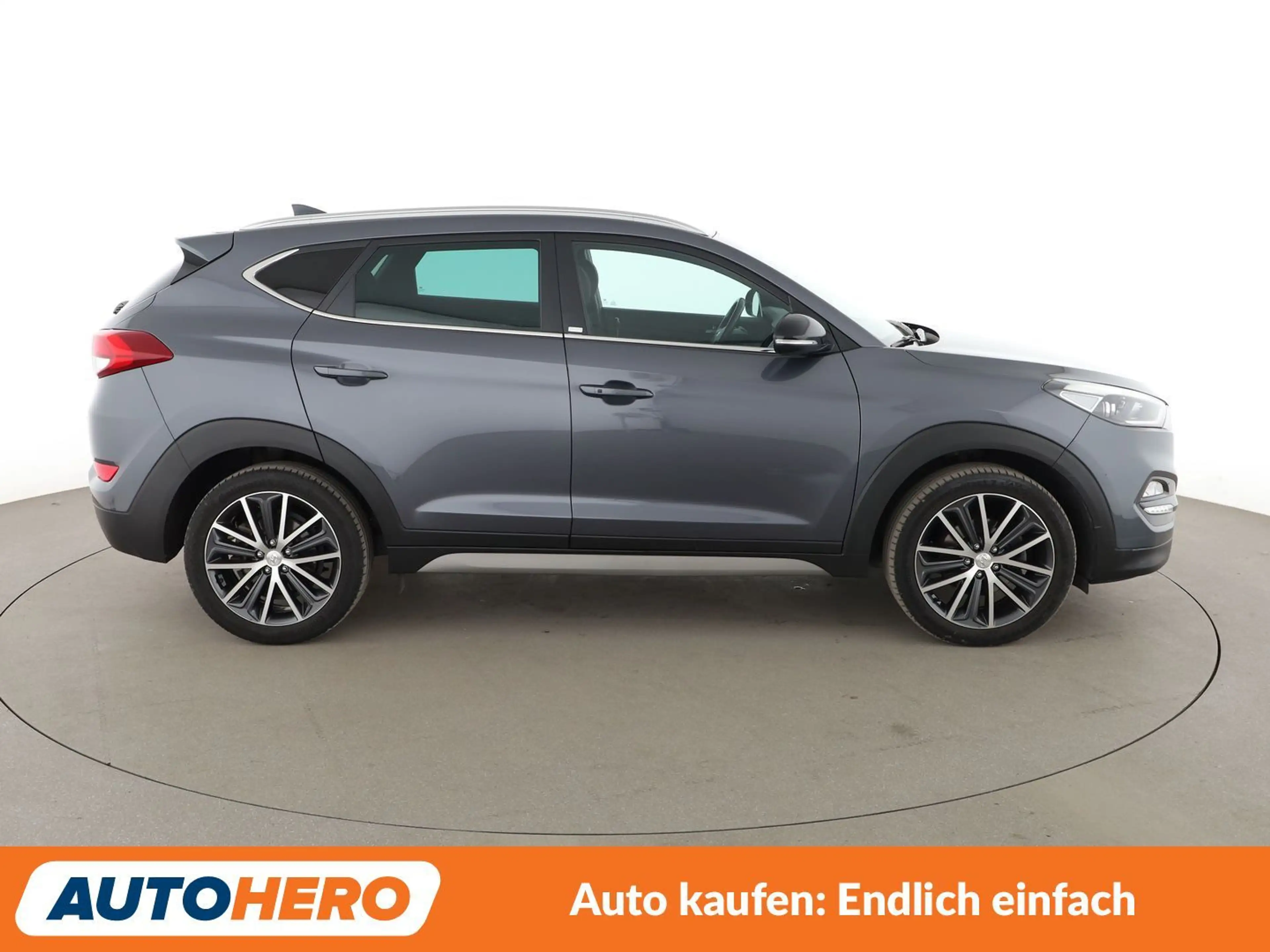 Hyundai TUCSON 1.6 TGDI Passion + 2WD Aut*NAVI*TEMPO*CAM*PDC*AHK* — photo 7