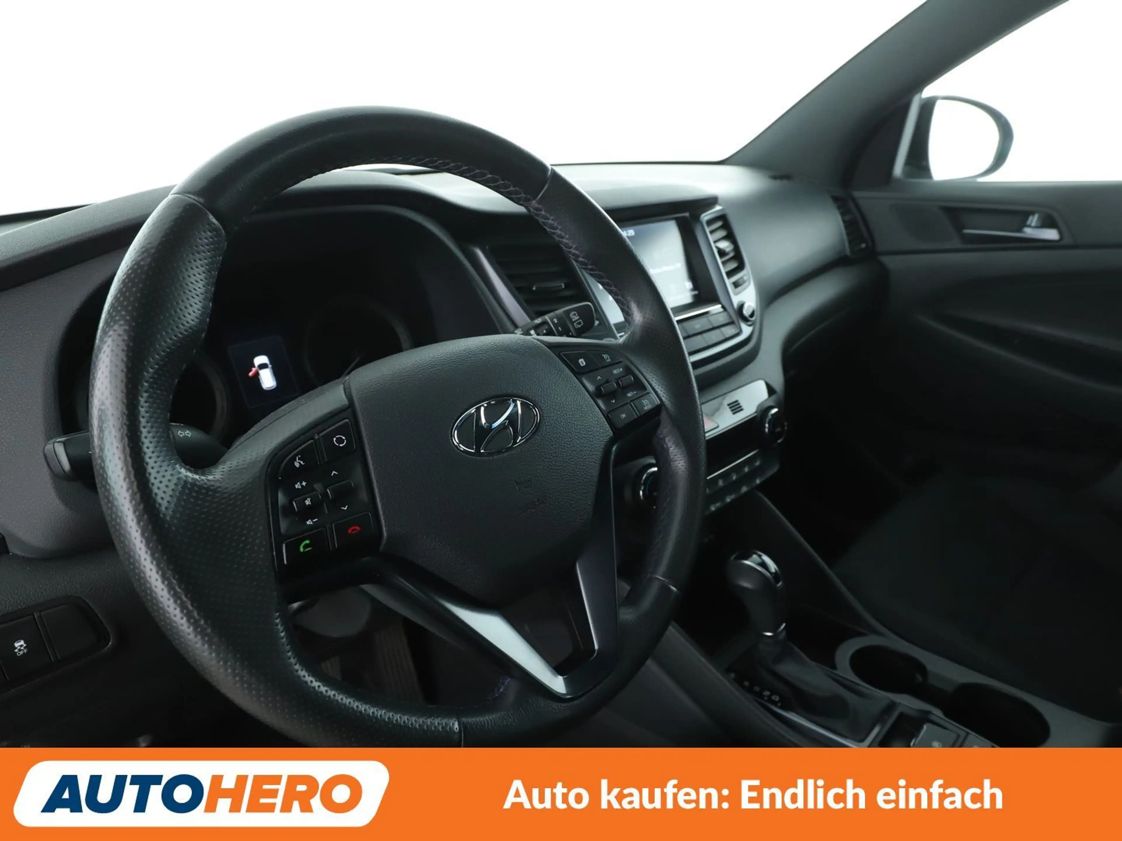 Hyundai TUCSON 1.6 TGDI Passion + 2WD Aut*NAVI*TEMPO*CAM*PDC*AHK* — photo 11