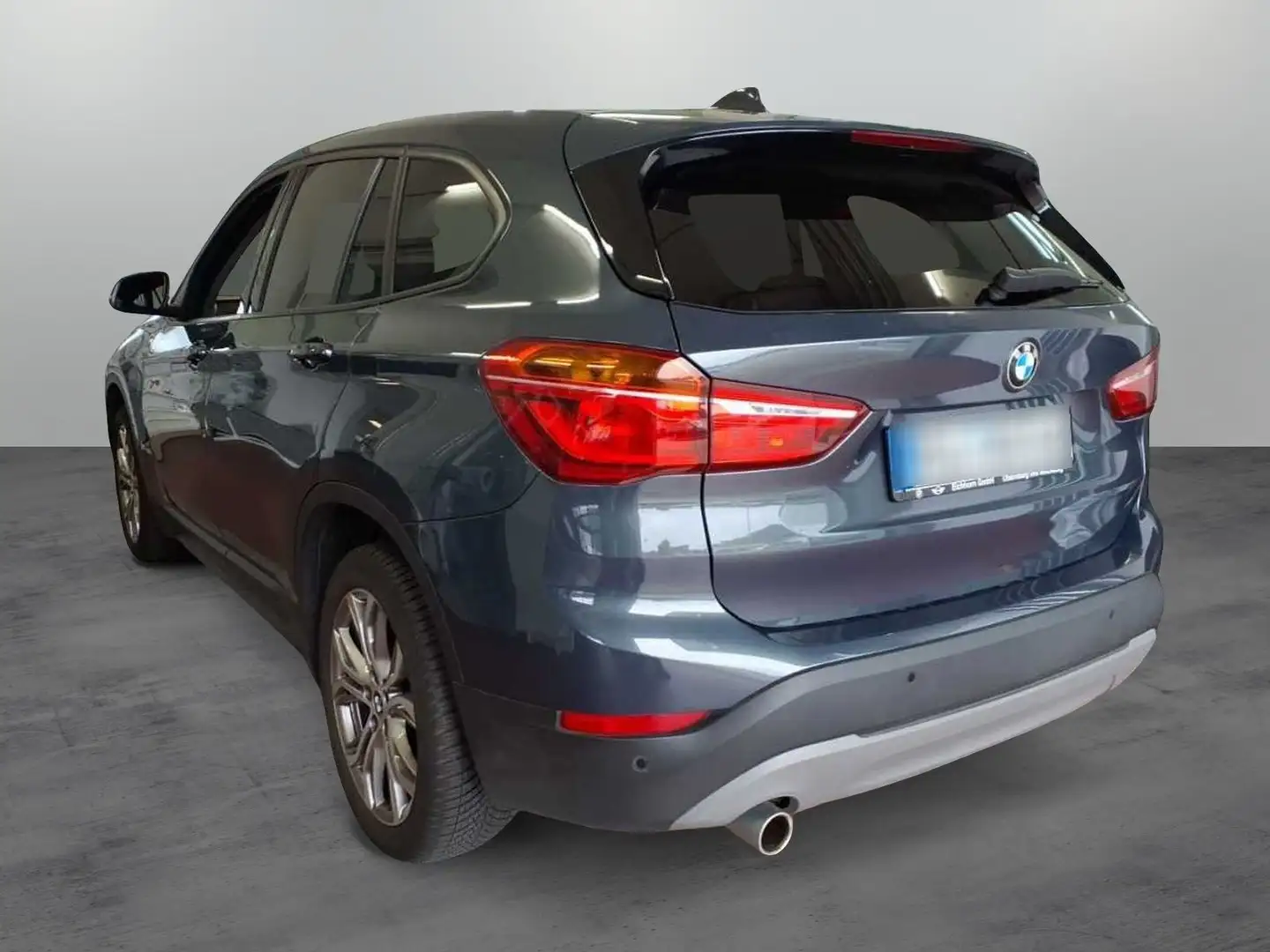 BMW X1 SDrive 18i PDC Navi LED elkt. Heck Sitzhzg BT Grau - 2
