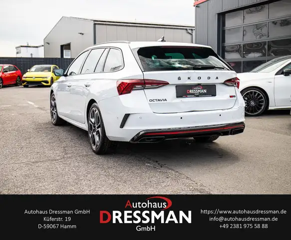 Skoda Octavia view 6