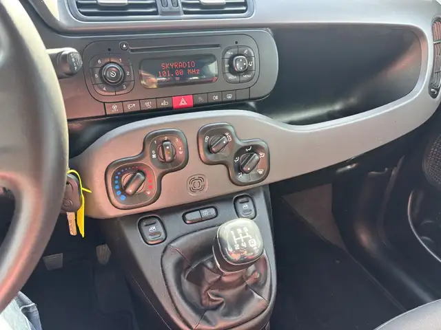 Fiat Panda view 13
