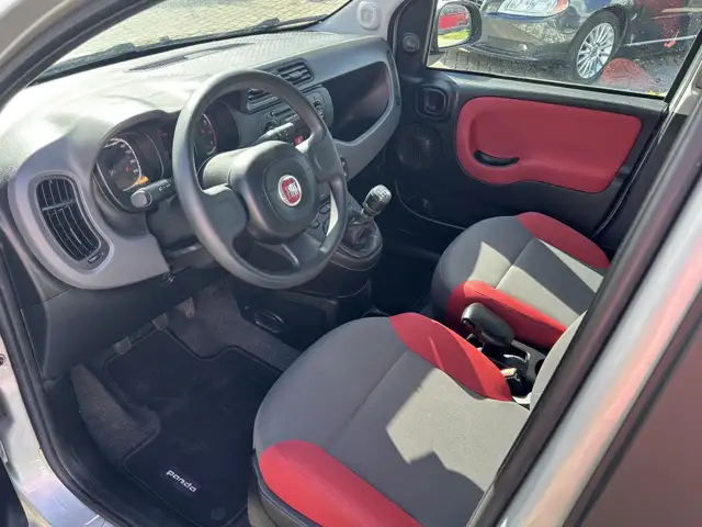 Fiat Panda view 9