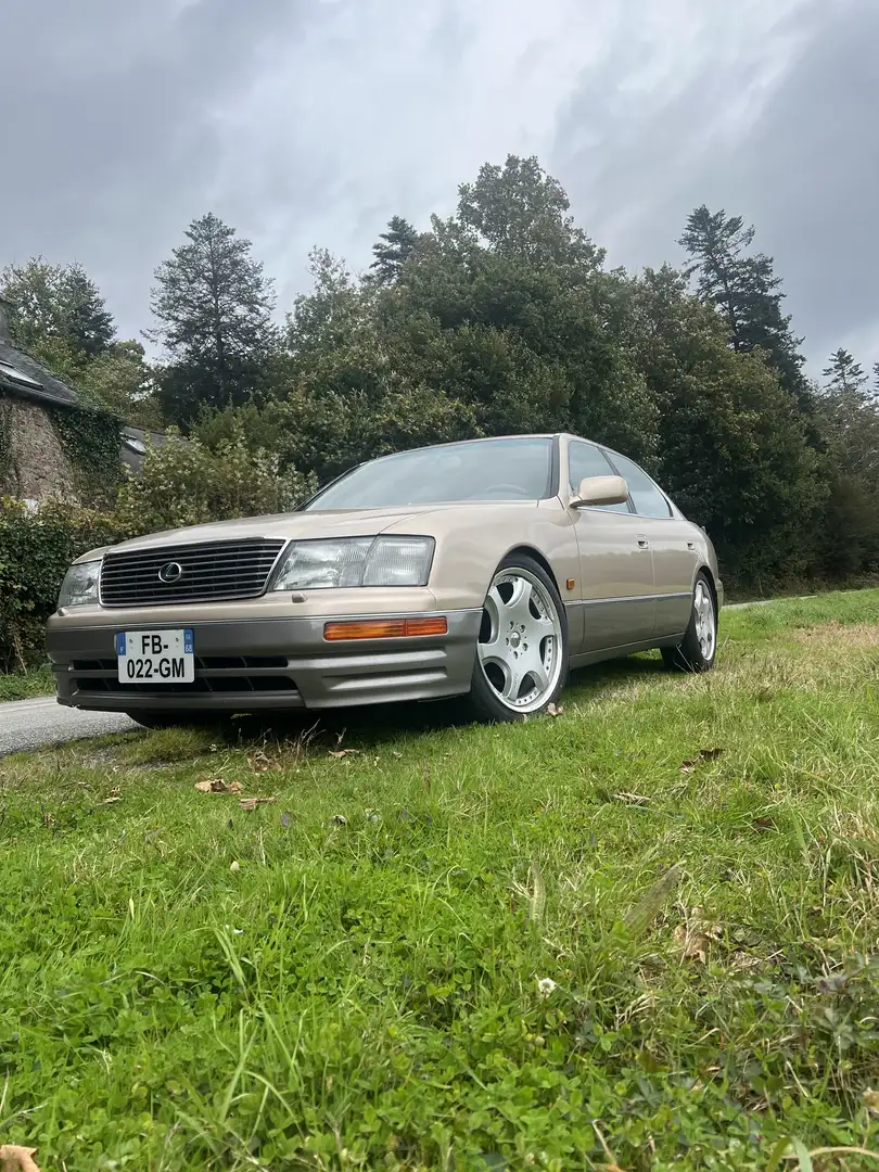 Lexus LS 400 A - 2