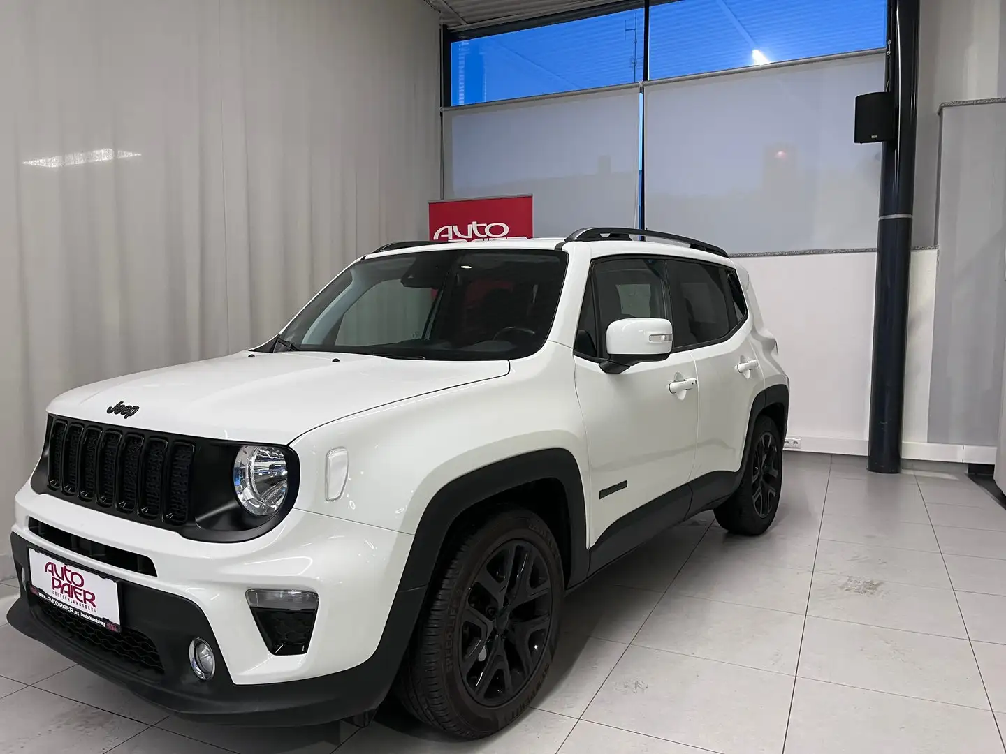 Jeep Renegade 1,0 MultiAir T3 FWD 6MT 120 Lon Weiß - 1