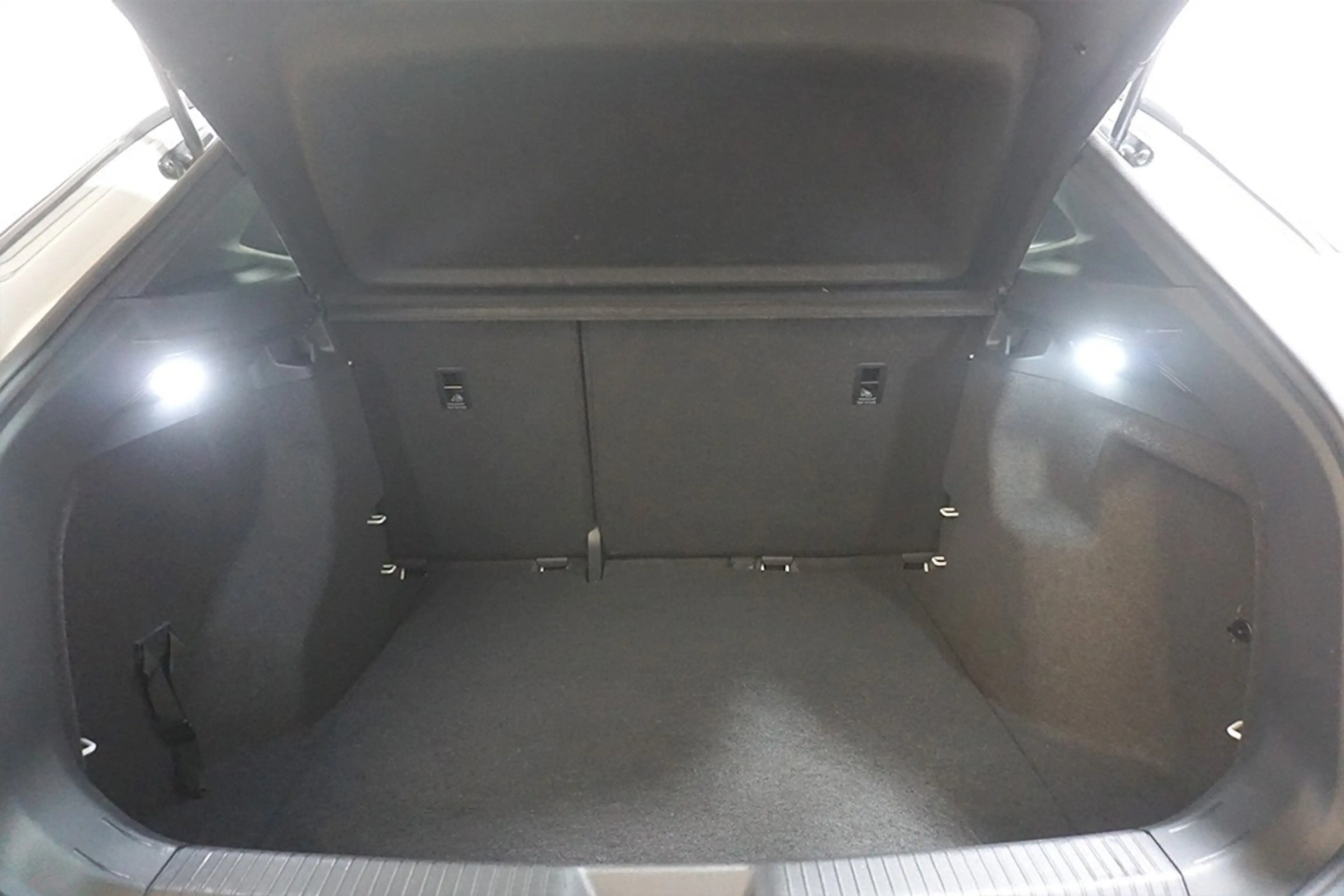 Volkswagen ID.4 Pure Performance Virtual Navi SHZ LED — photo 13
