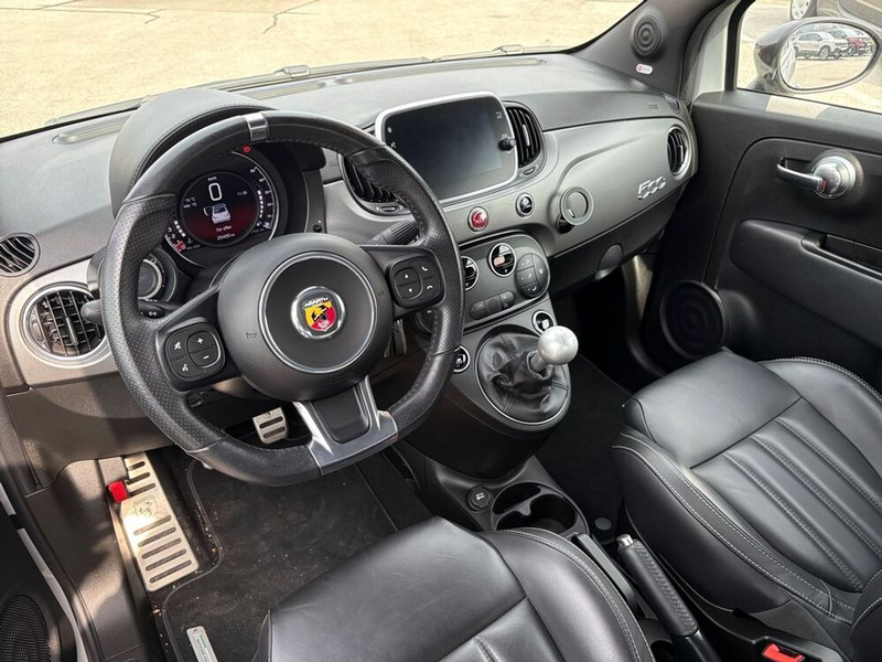 Abarth 500 595C Turismo — photo 8