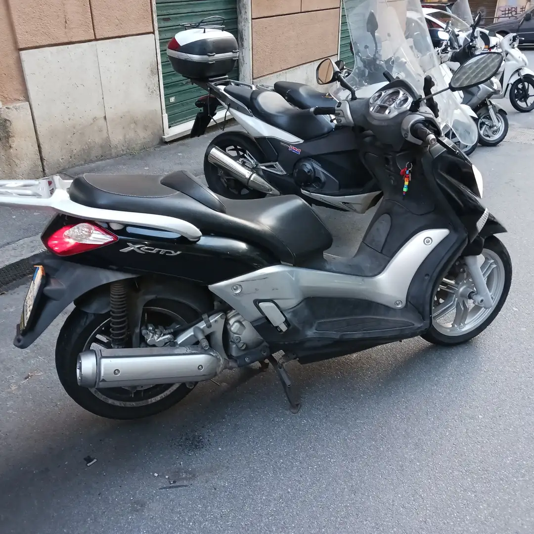 Yamaha X-City 250 Negro - 2