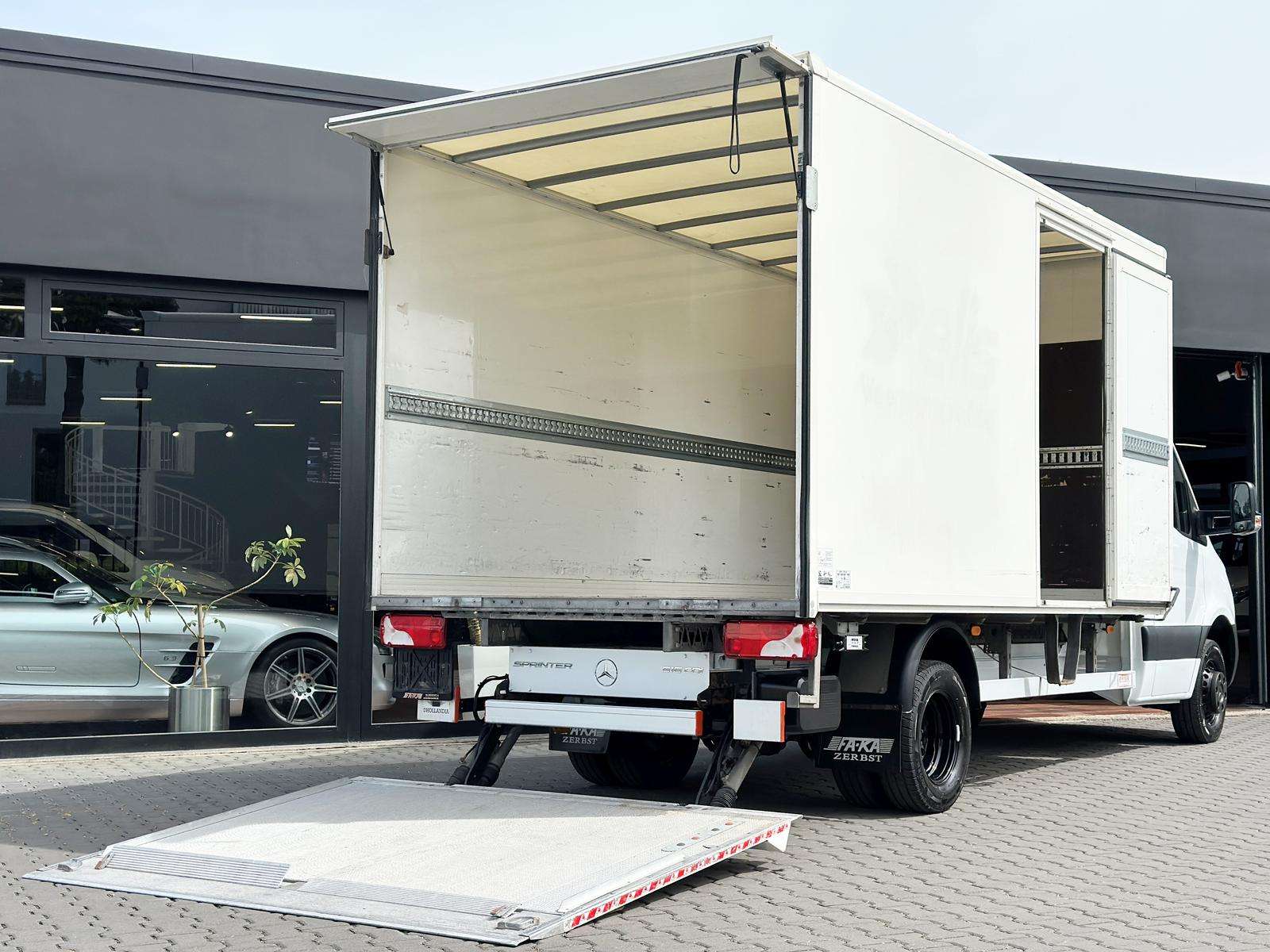 Second hand Mercedes Benz Sprinter 