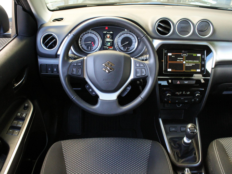 Suzuki Vitara 1.4 Boosterjet Select Smart Hybrid | Navi | Camera — photo 4