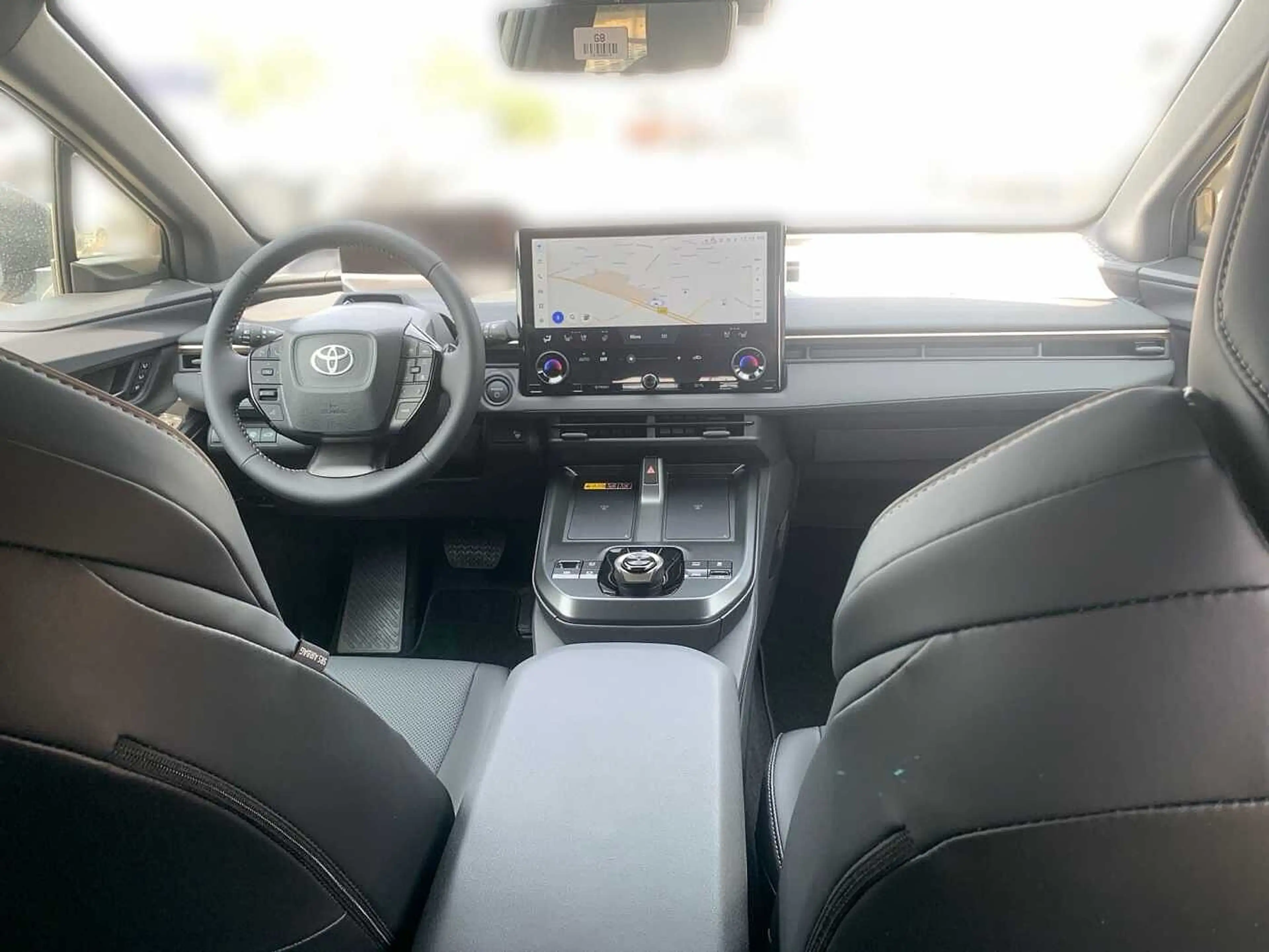 Toyota bZ4X Touring Teamplayer 75kWh / 281KW AWD 360° — photo 8