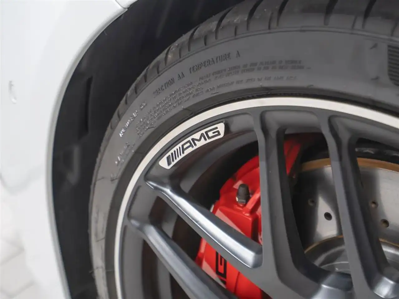 Mercedes-Benz CLA снимка Mercedes-Benz CLA