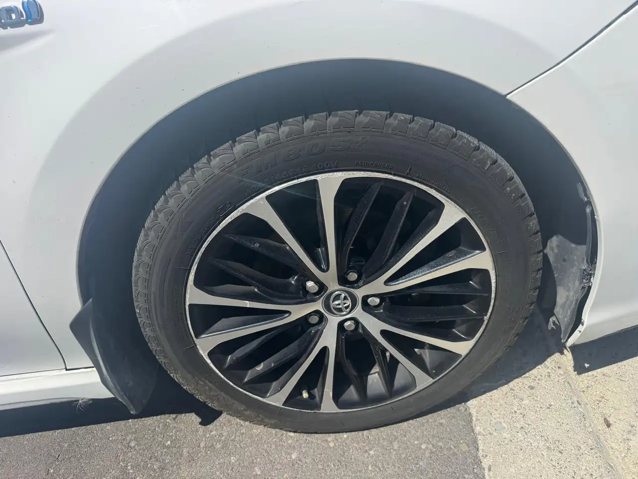 Toyota Camry снимка Toyota Camry