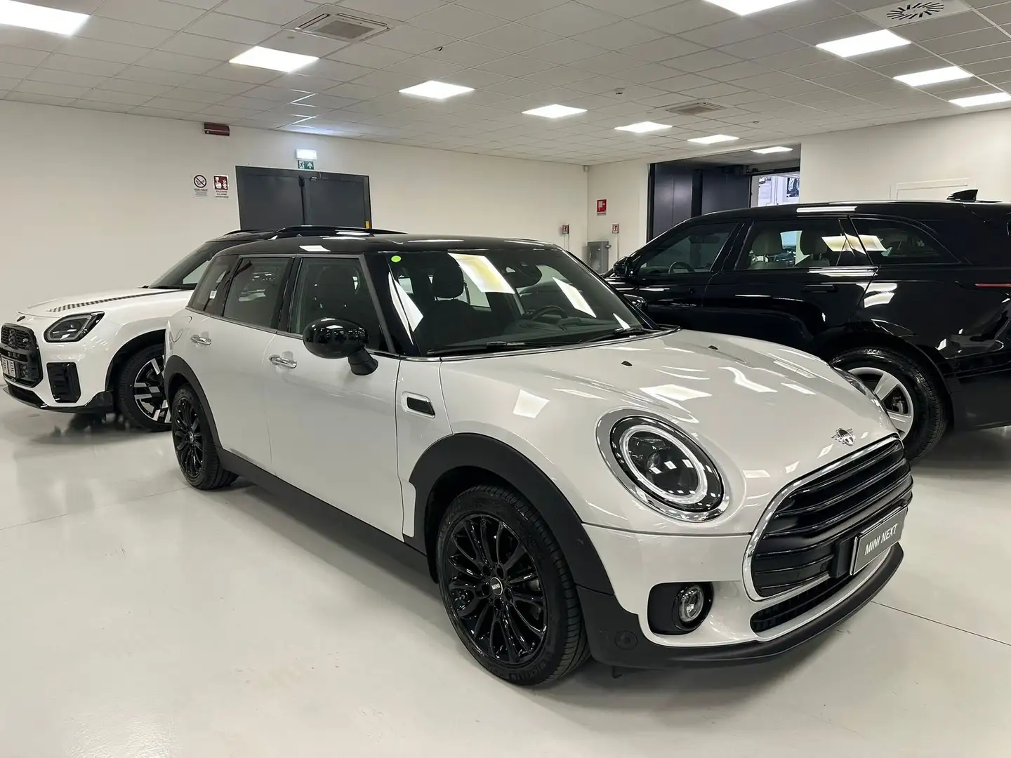 MINI Cooper Clubman 1.5 Cooper Classic auto Grigio - 1
