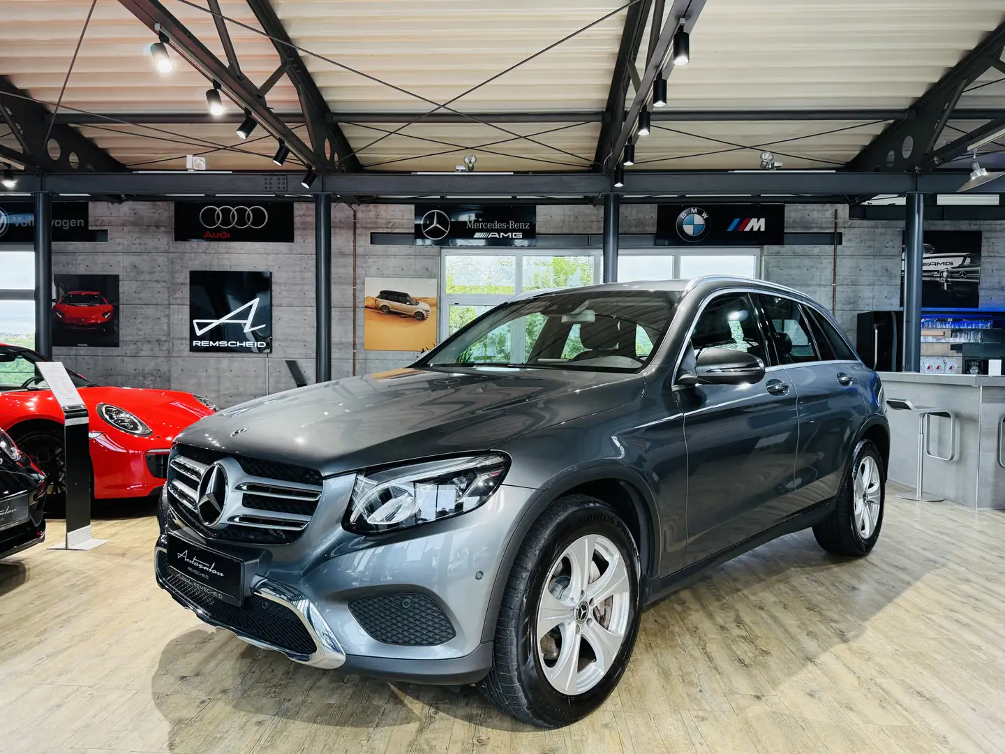 Mercedes-Benz GLC 250 Exclusive 4Matic*LED*NAVI* Grau - 1