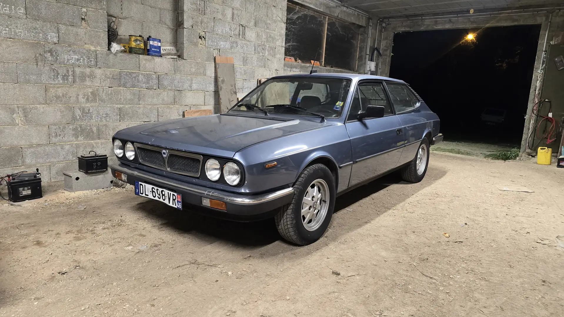 Lancia Beta Hpe Bleu - 1