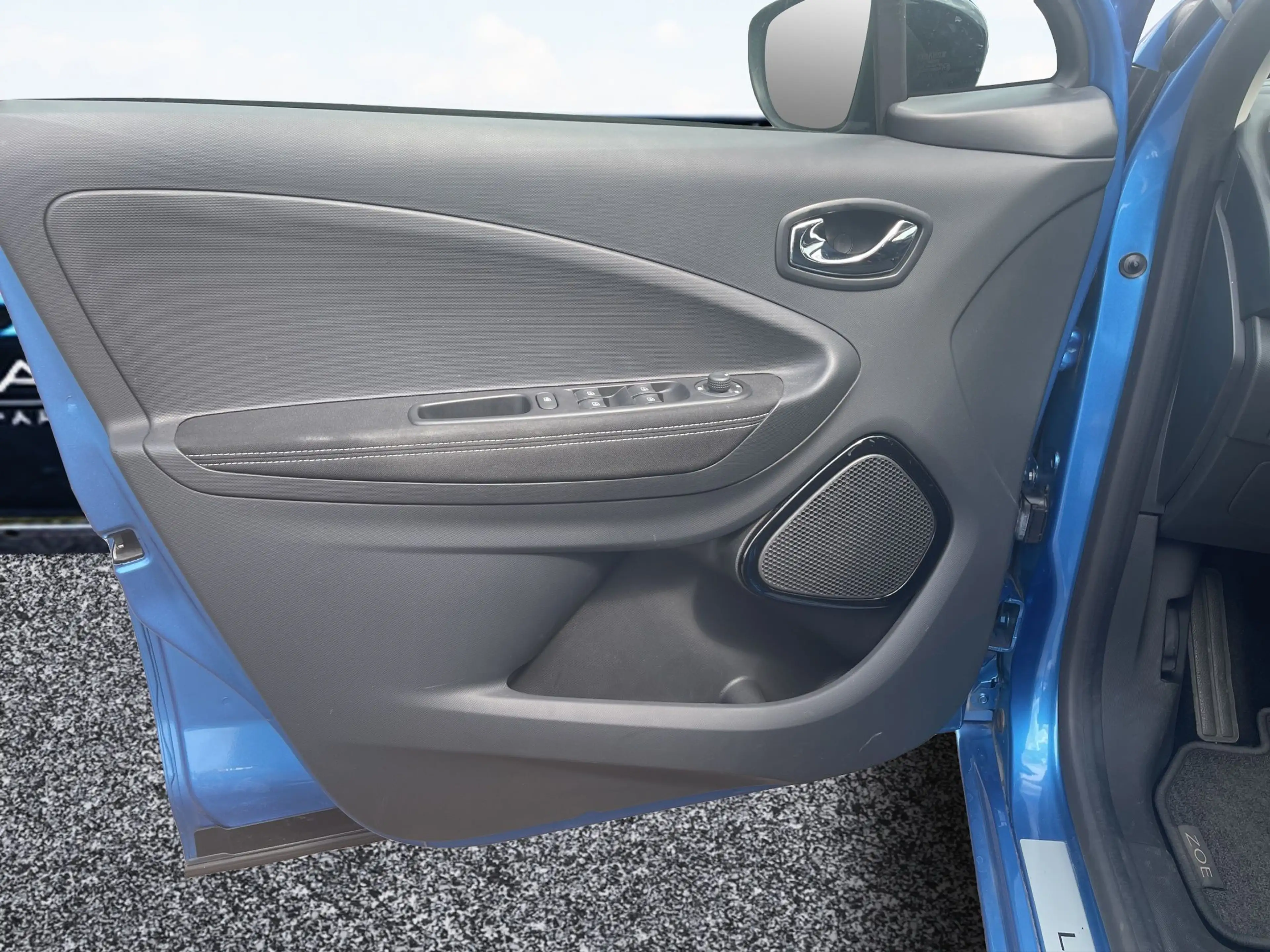 Renault ZOE Limited 41kWh | EIGENTUMSBATTERIE | NAVI | KEYLESS — photo 21