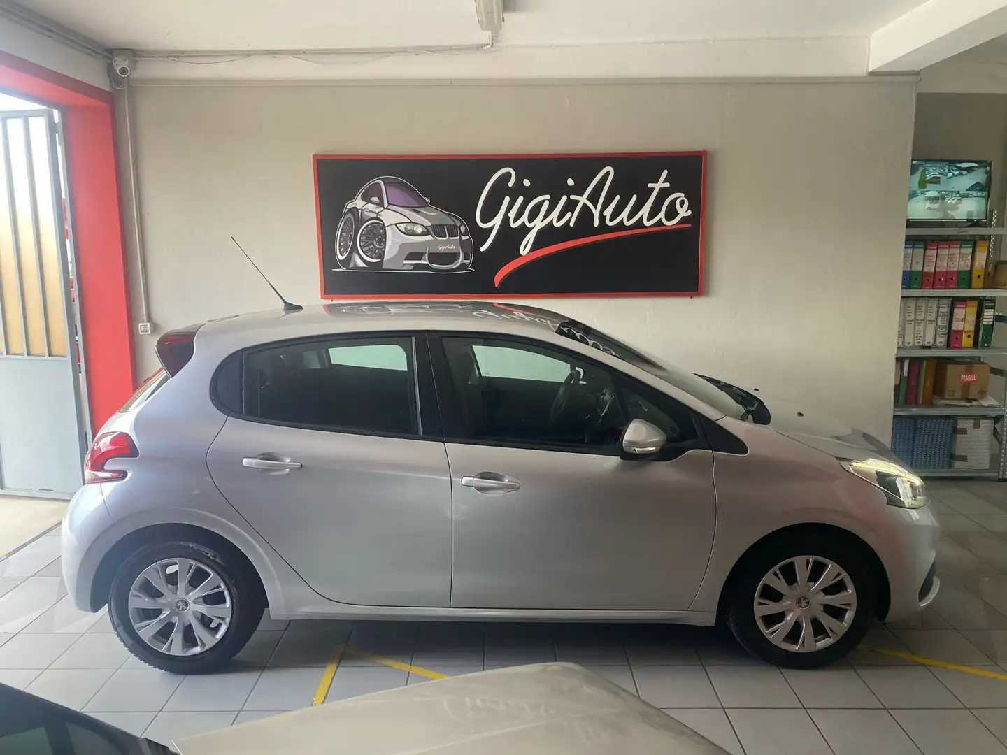 Peugeot 208 5p 1.6 bluehdi Active s&s Argento - 2
