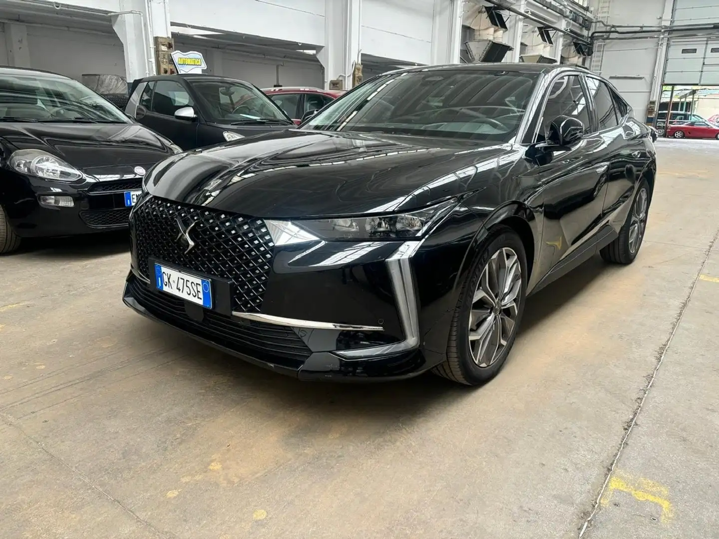 DS Automobiles DS 4 II 2021 1.2 puretech Cross Trocadero 130cv auto Zwart - 1