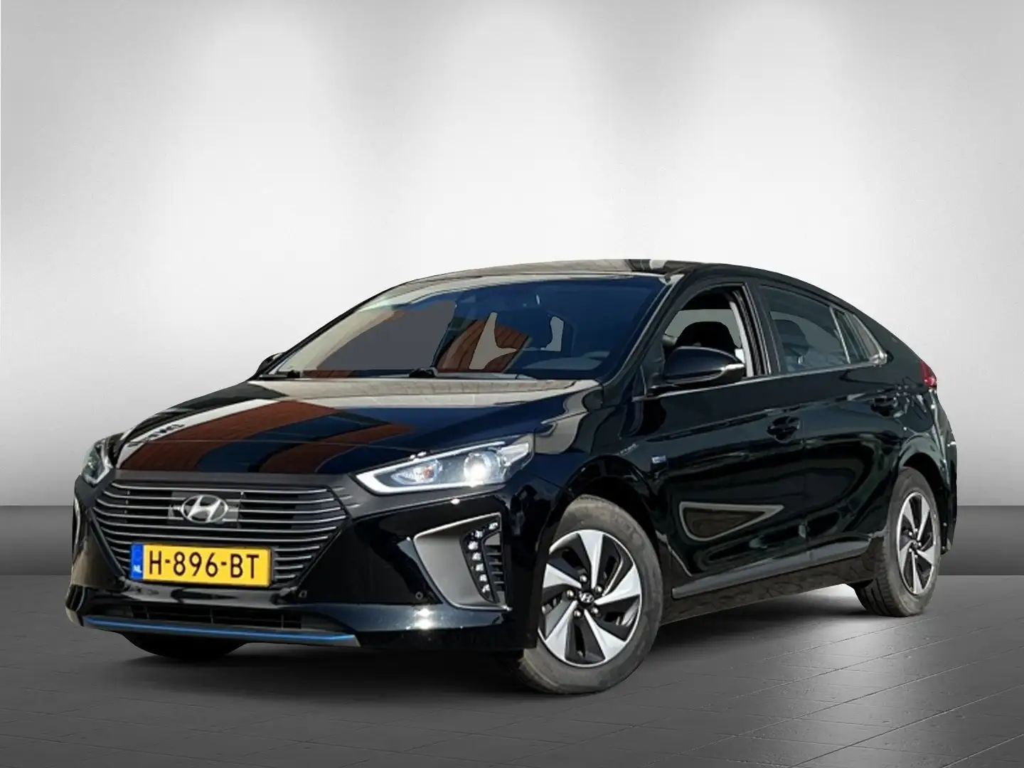 Hyundai IONIQ 1.6 GDi Comfort | Navigatie | Camera Schwarz - 2