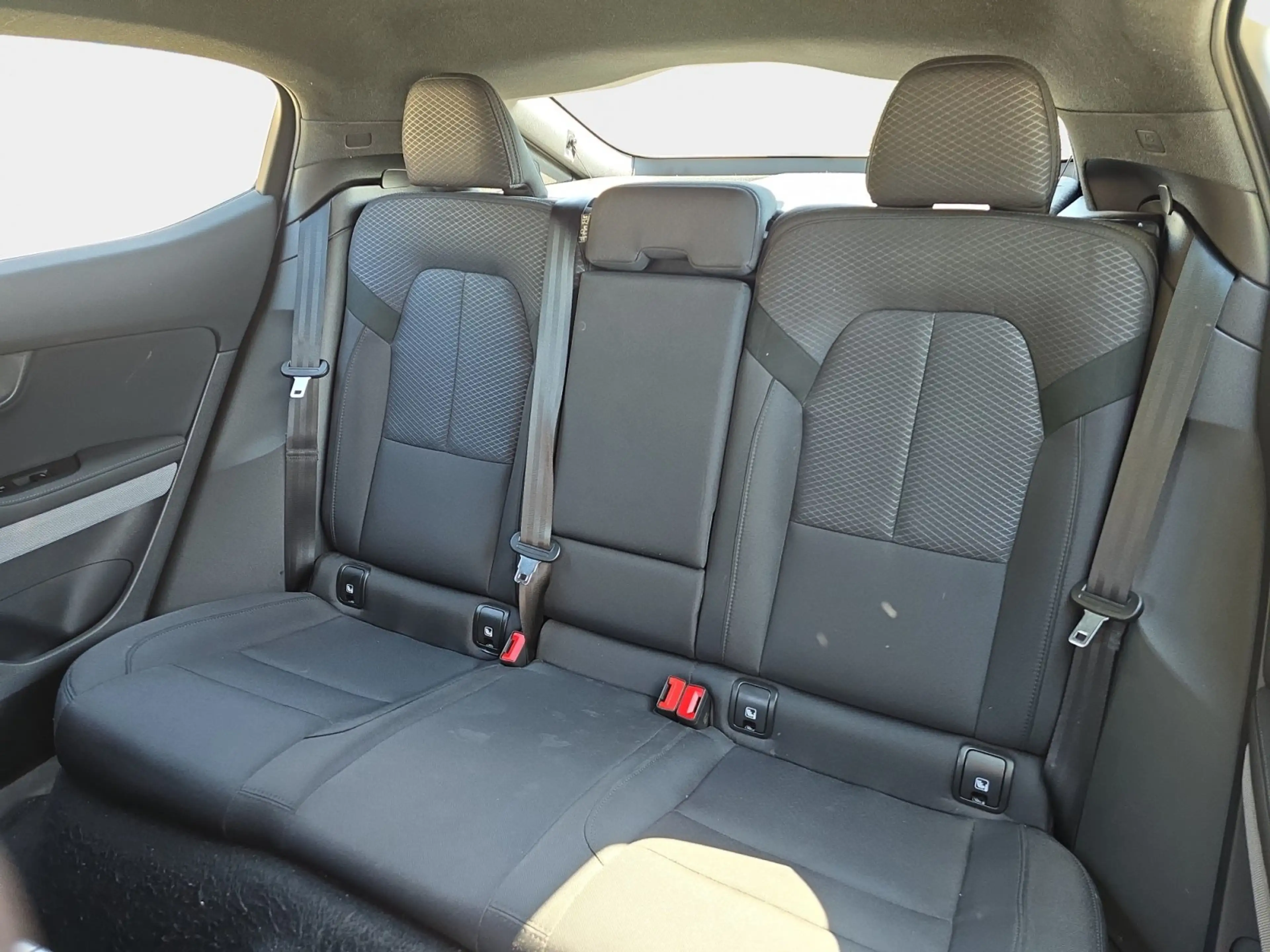 Polestar 2 Long Range Single — photo 14