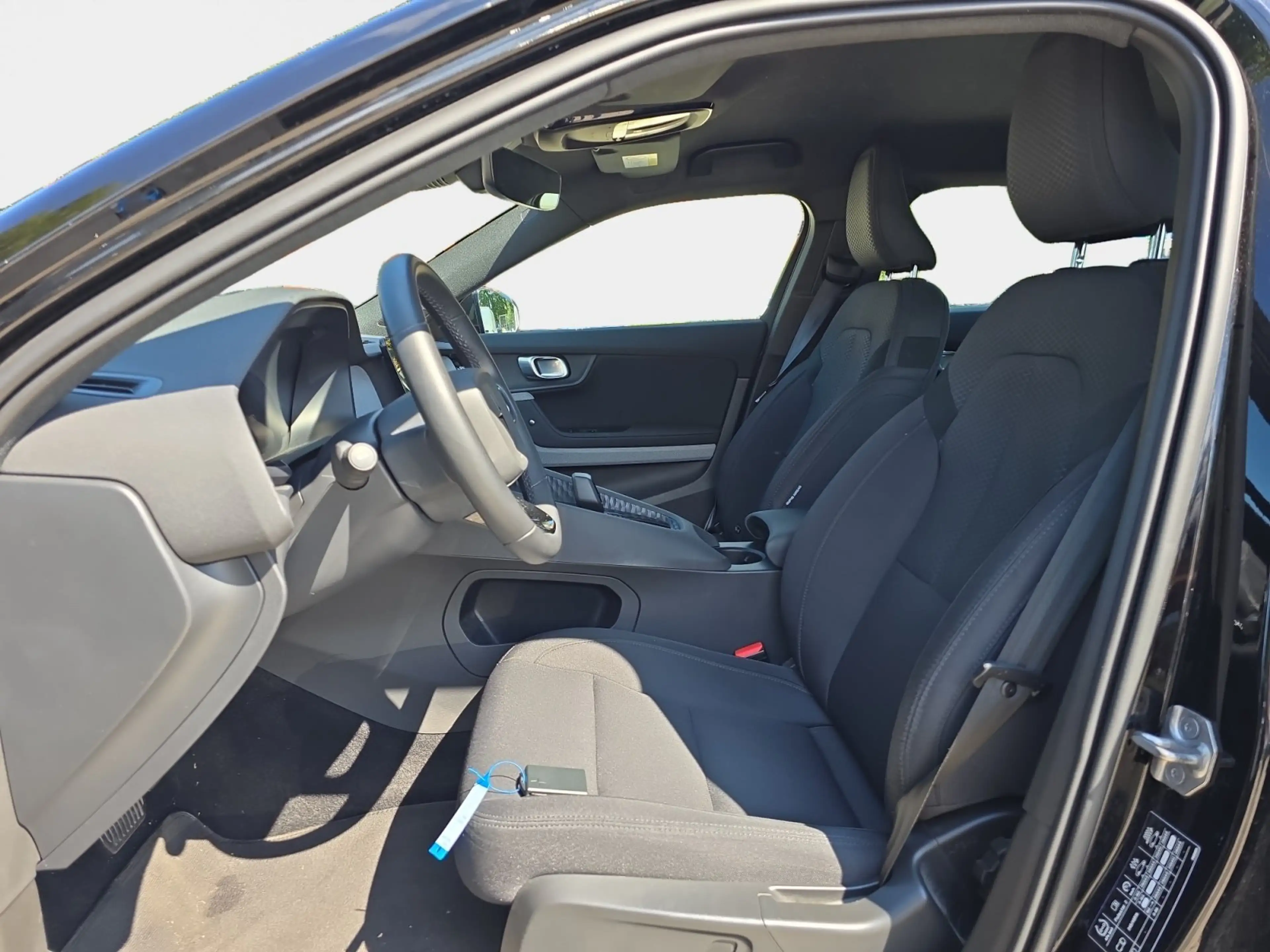 Polestar 2 Long Range Single — photo 10