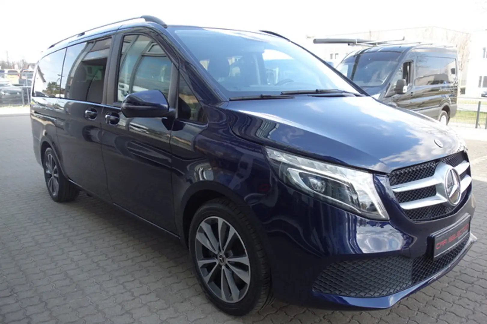 Mercedes-Benz V 220 d Edition Lang 3xeTÜR/PANO/LED/STDHZG/AHK Bleu - 2