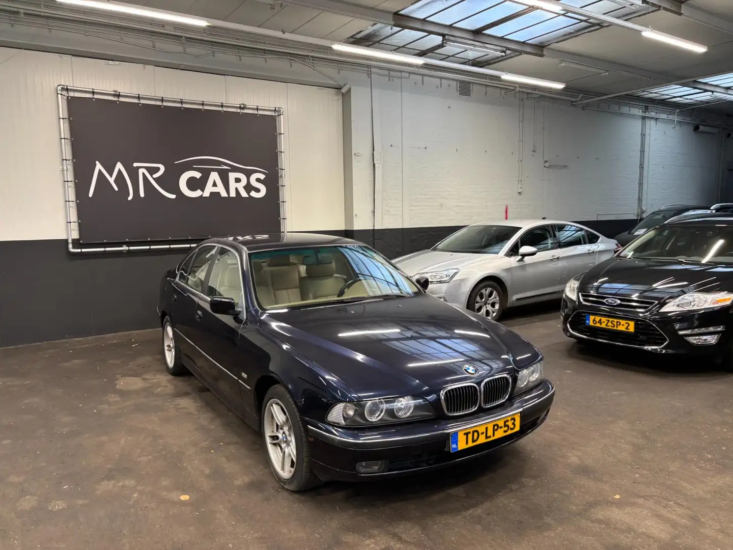BMW 523 5-serie 523i Executive Automaat/Leder/Airco Blauw - 2
