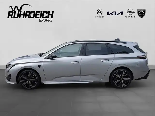 Peugeot 308 view 2