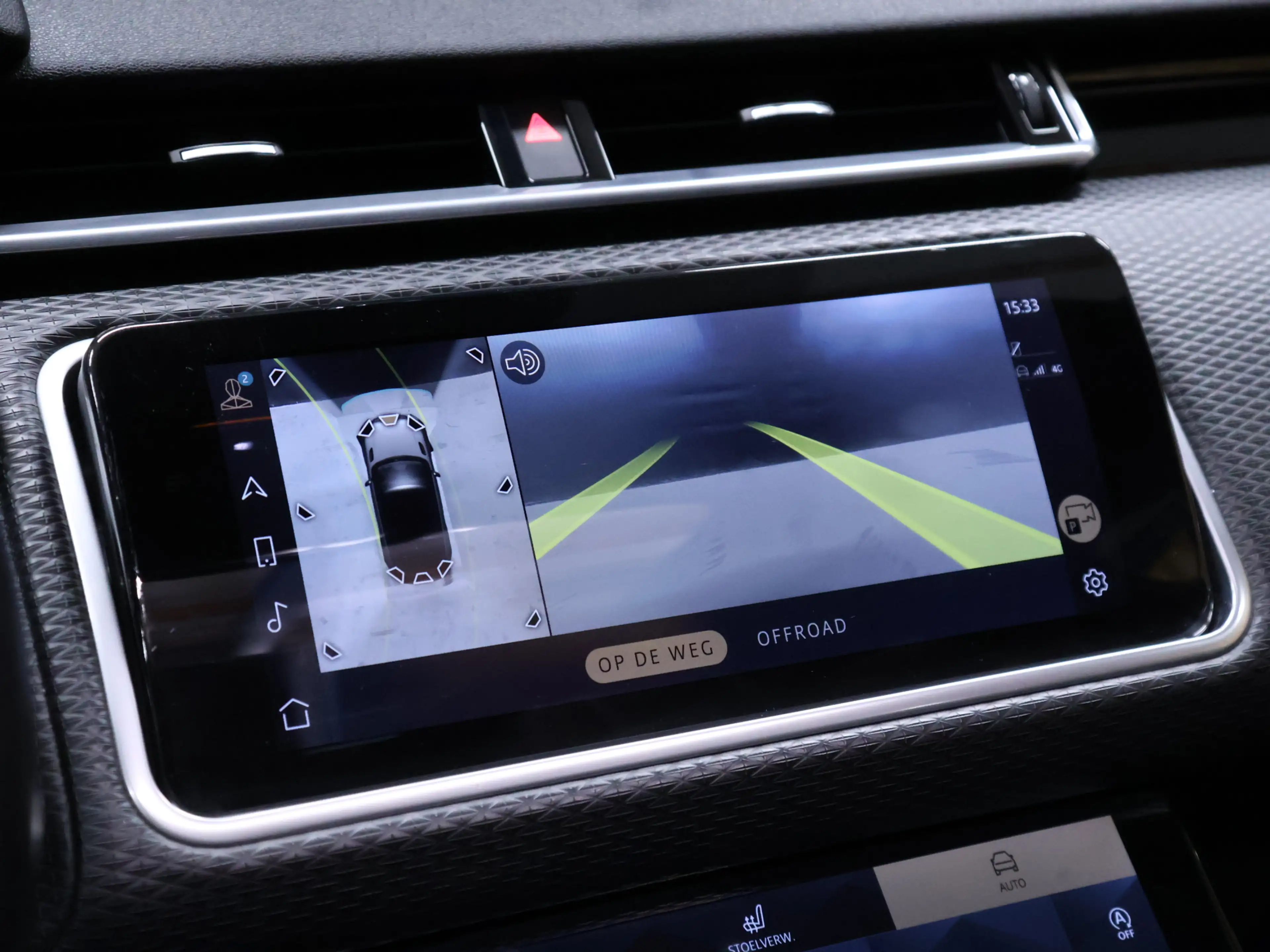 Land Rover Range Rover Velar 2.0 P400e R-Dynamic HSE [SCHUIFKANTELDAK, MERIDAN — photo 11