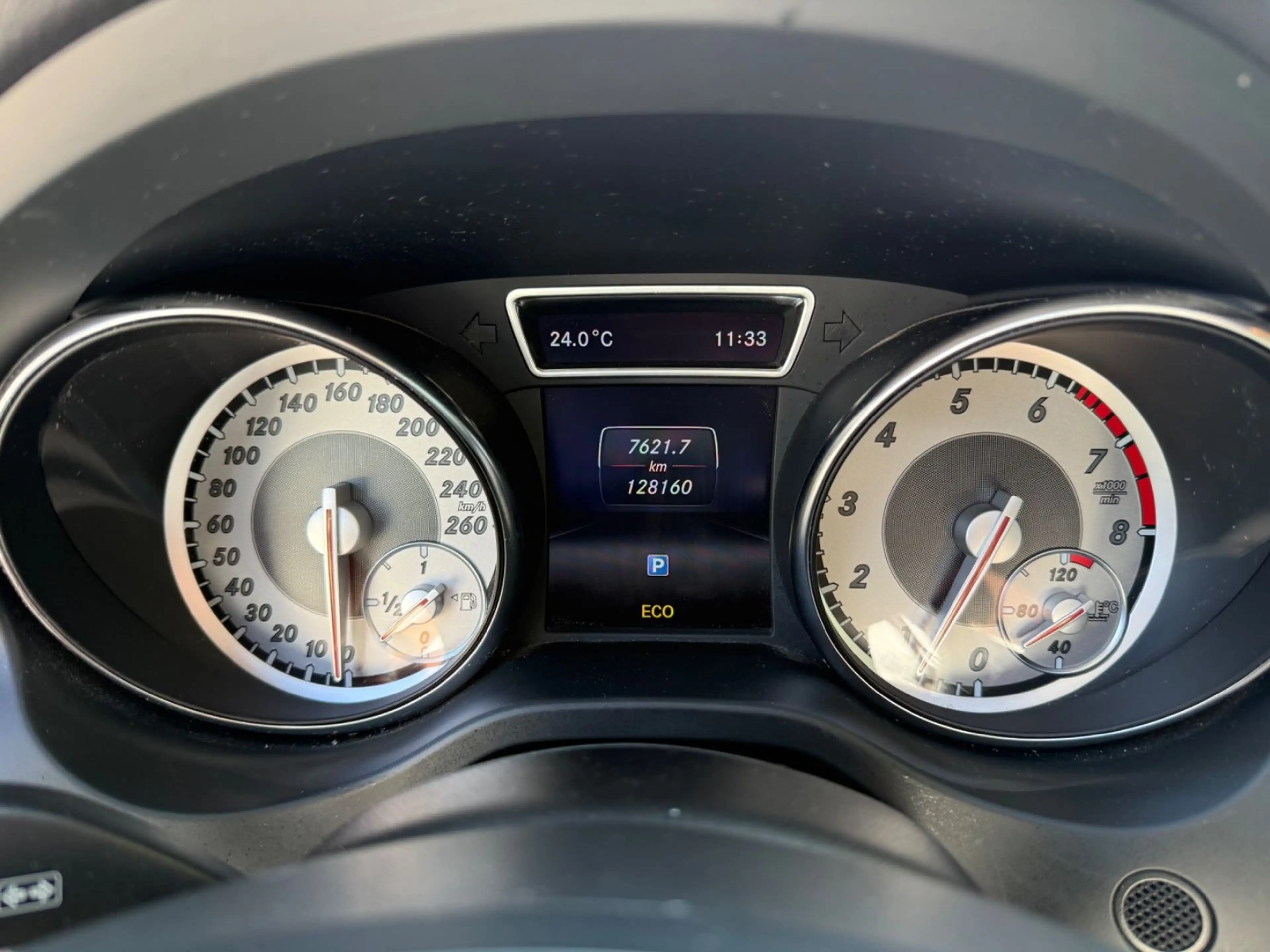 Mercedes-Benz GLA 200 Urban Sitzheizung-Bi-Xenon-Pano — photo 13